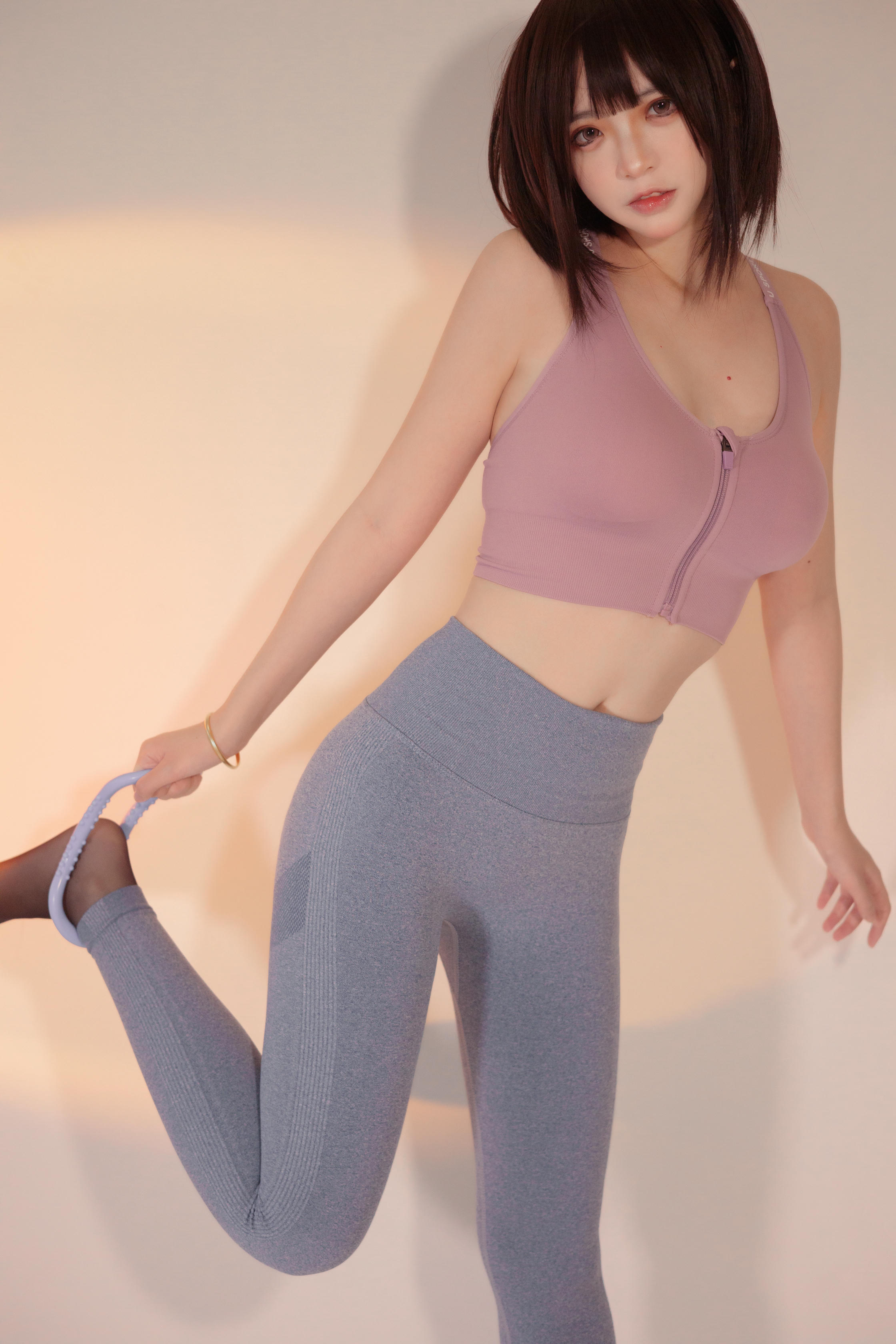 疯猫ss NO.151 白色情人节福袋 运动衣 [40P-705MB]_第2集