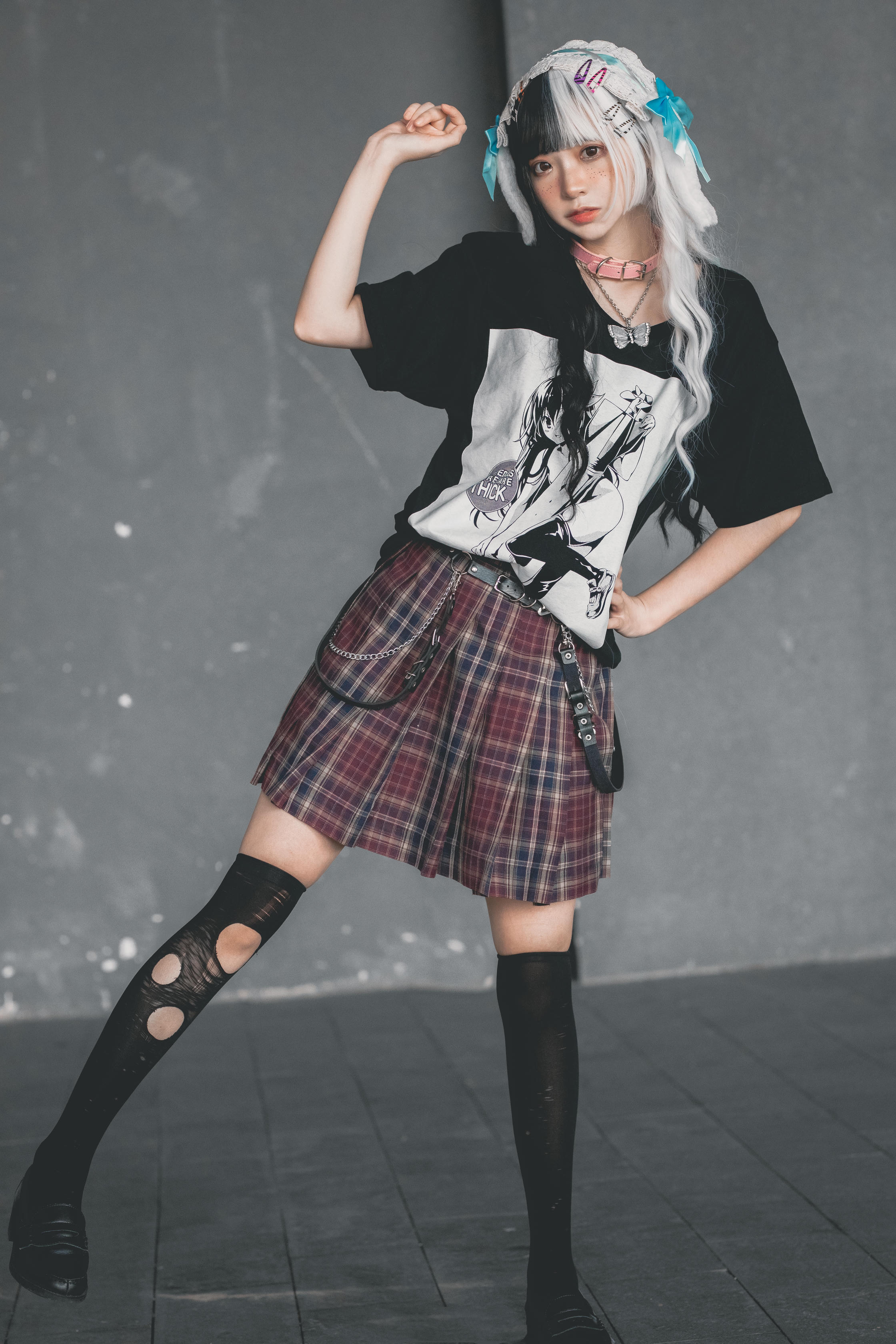 疯猫ss NO.152 雀斑少女 [12P-220M]_第1集