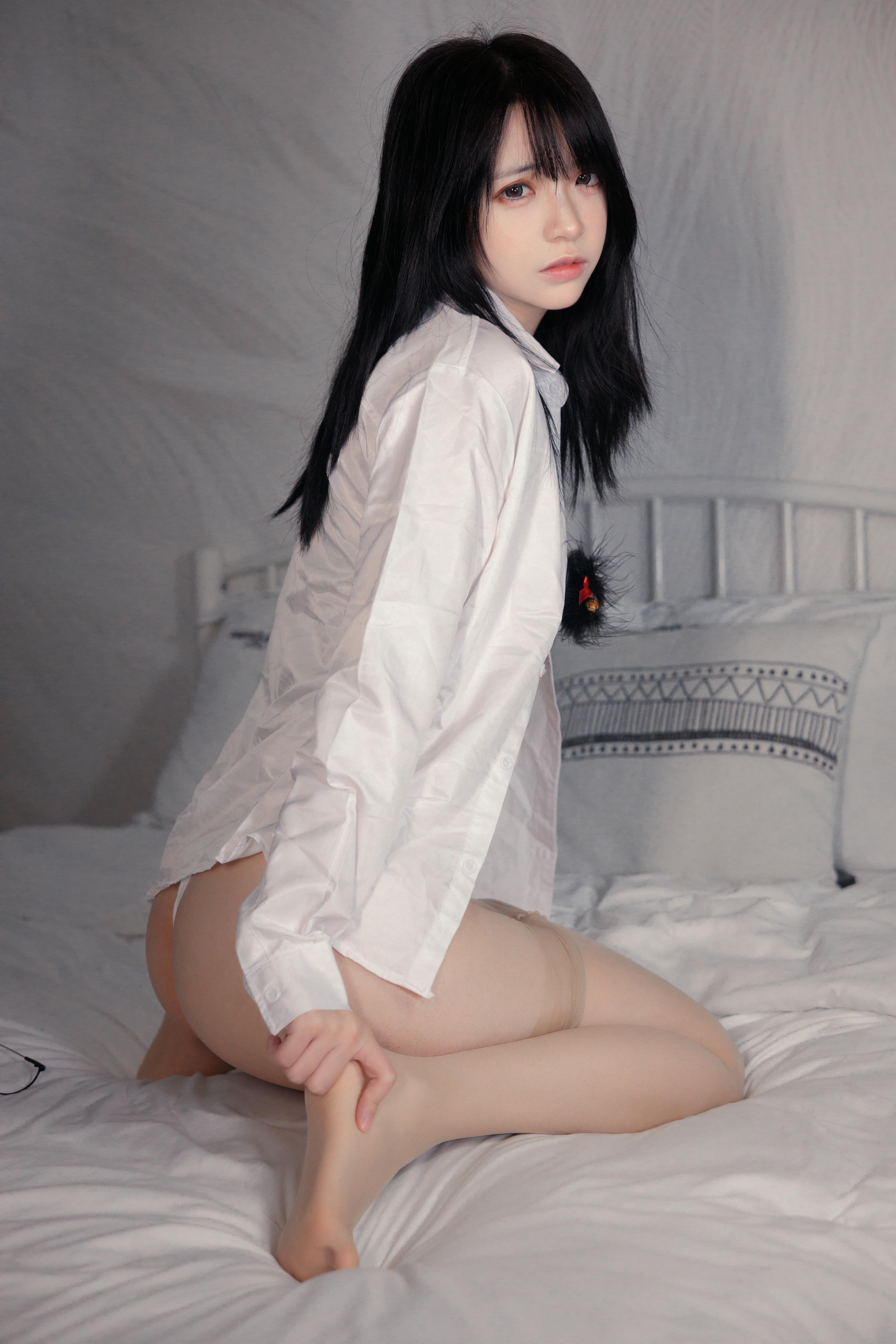 疯猫ss NO.153 白色情人节福袋 肉丝ol [40P 662MB]_第2集