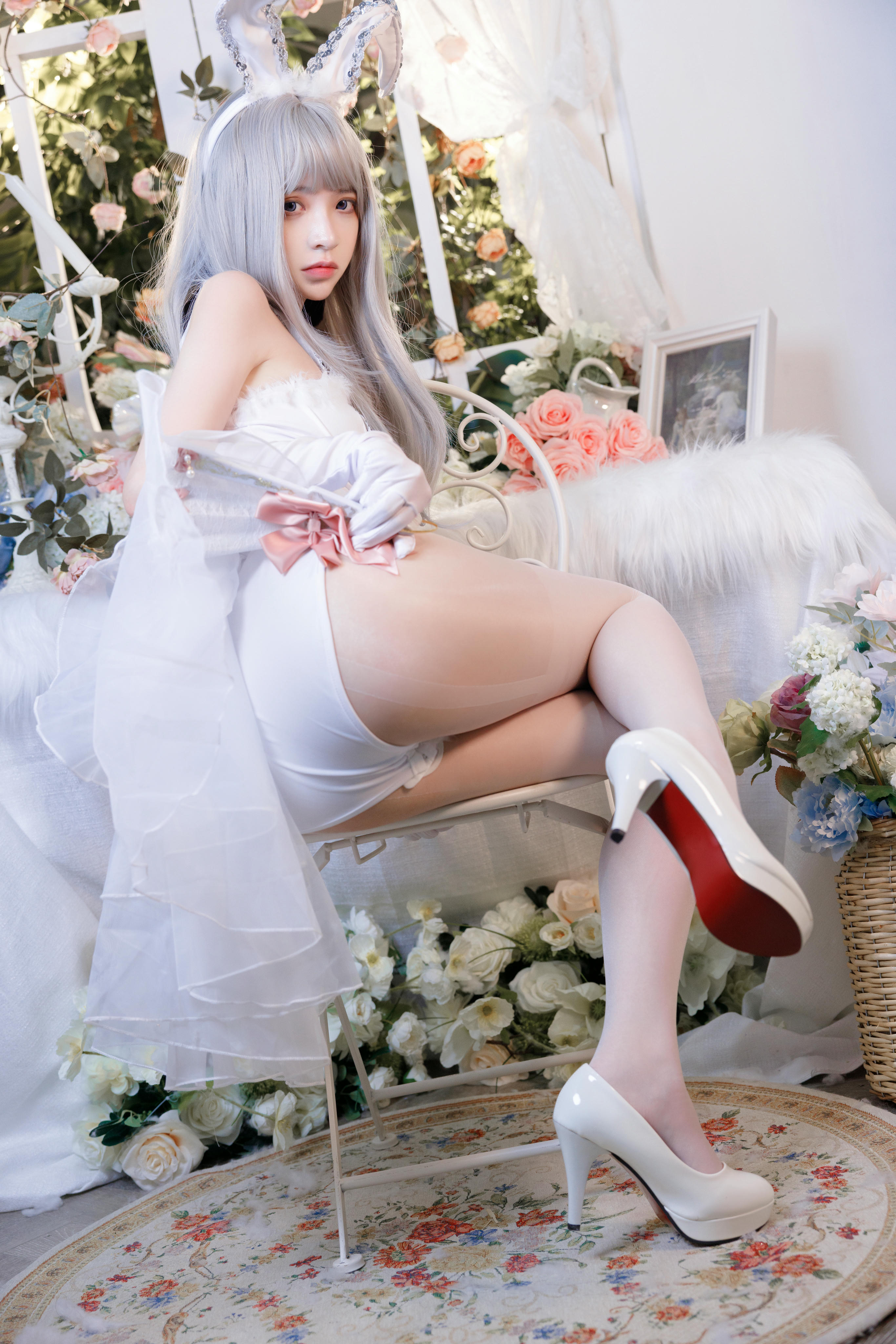 疯猫ss NO.170 纯白绒绒兔 [40P2V-1.02GB]_第2集