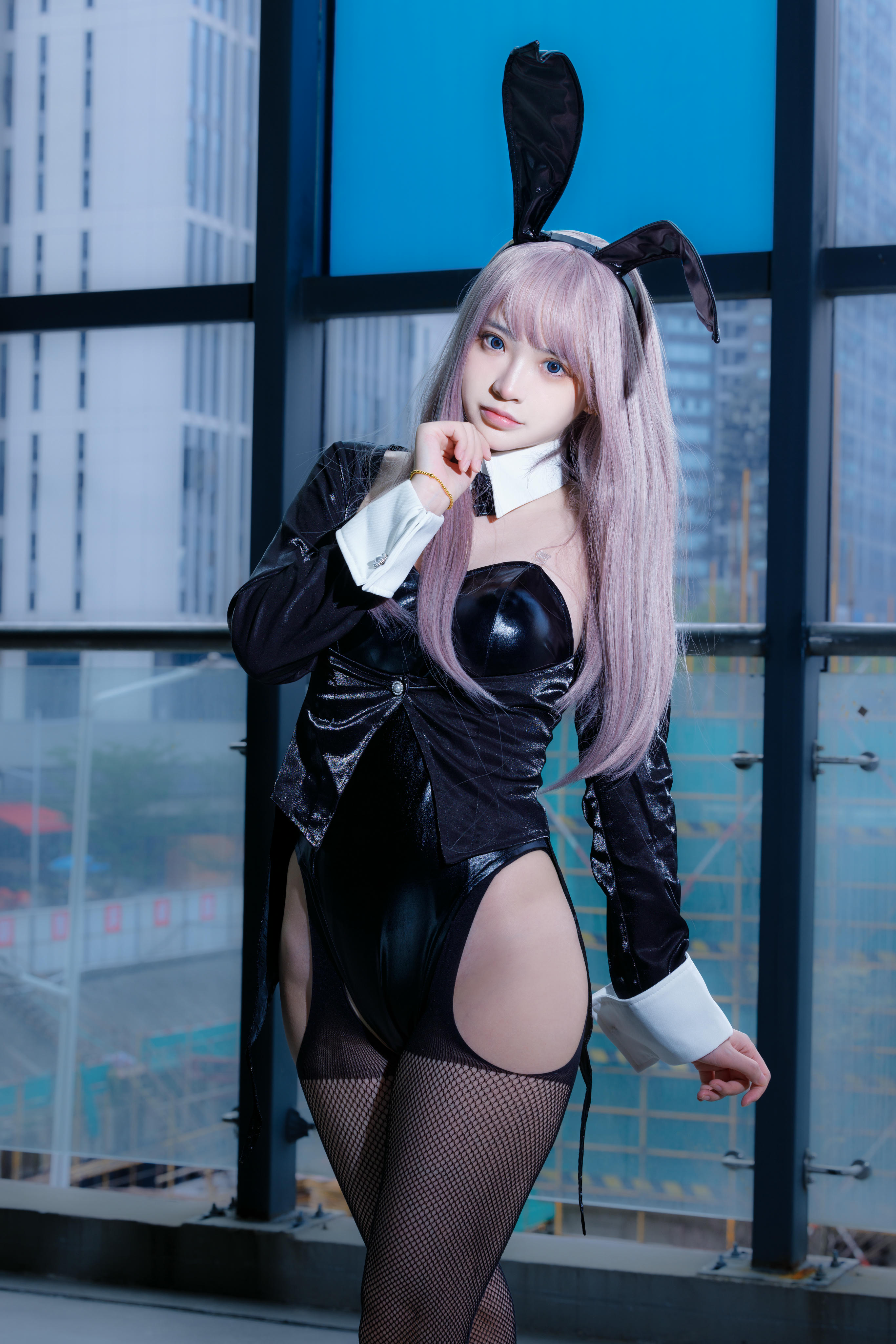 疯猫ss NO.172 紫发礼服兔 [42P／903MB]_第1集