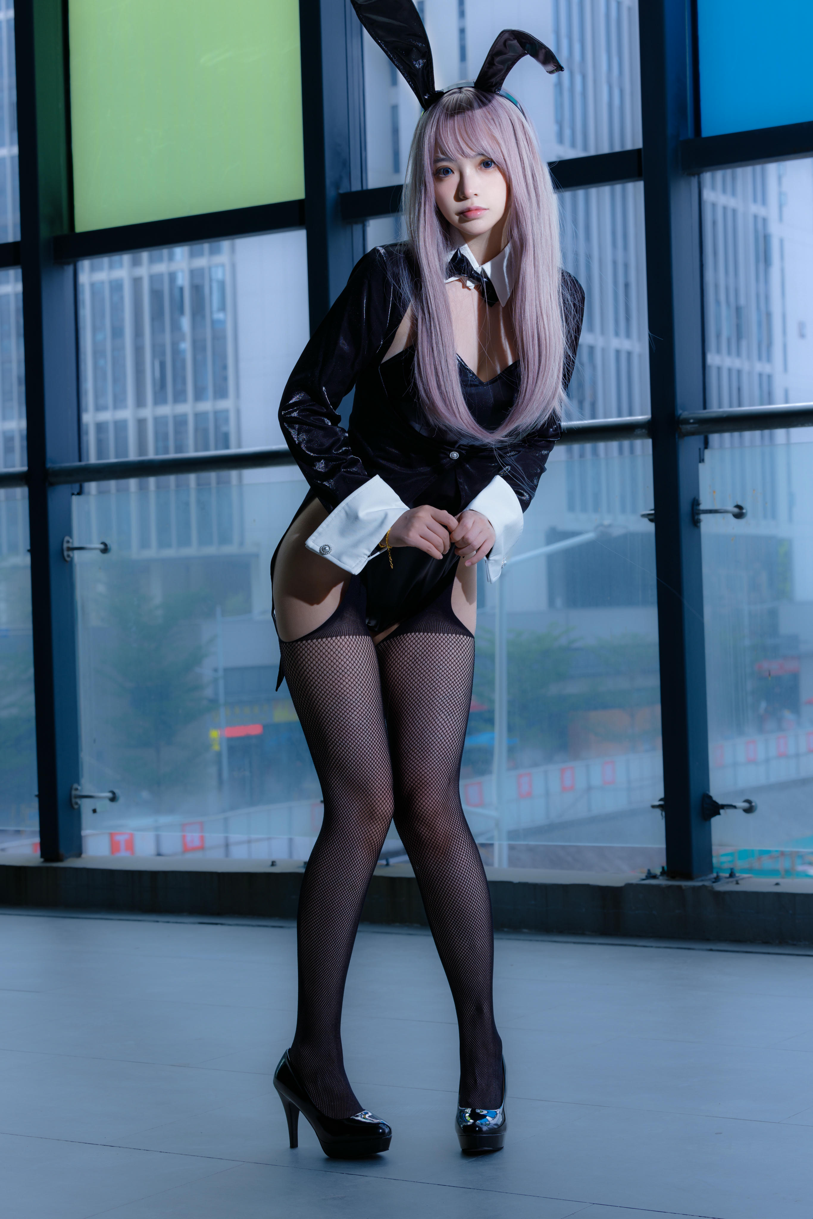 疯猫ss NO.172 紫发礼服兔 [42P／903MB]_第1集