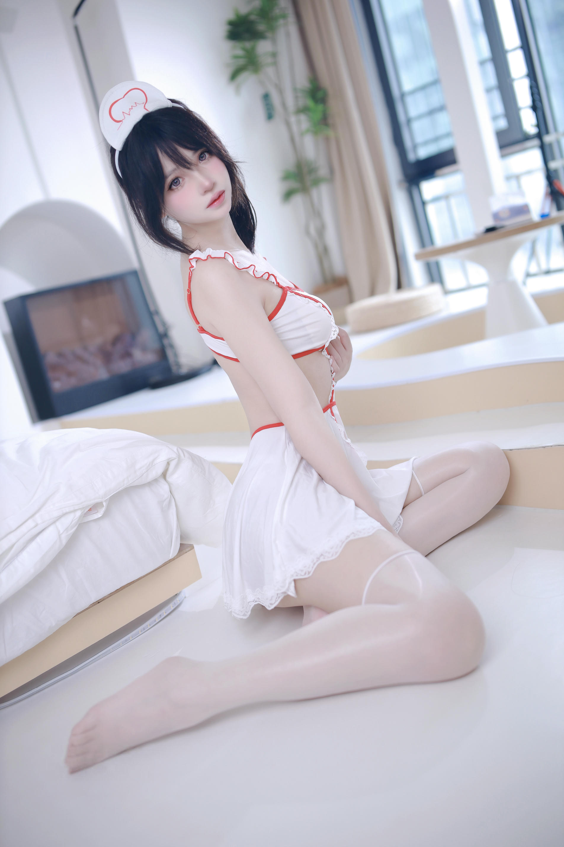 疯猫ss NO.182 少女衣橱 粉护士[54P-601MB]_第3集