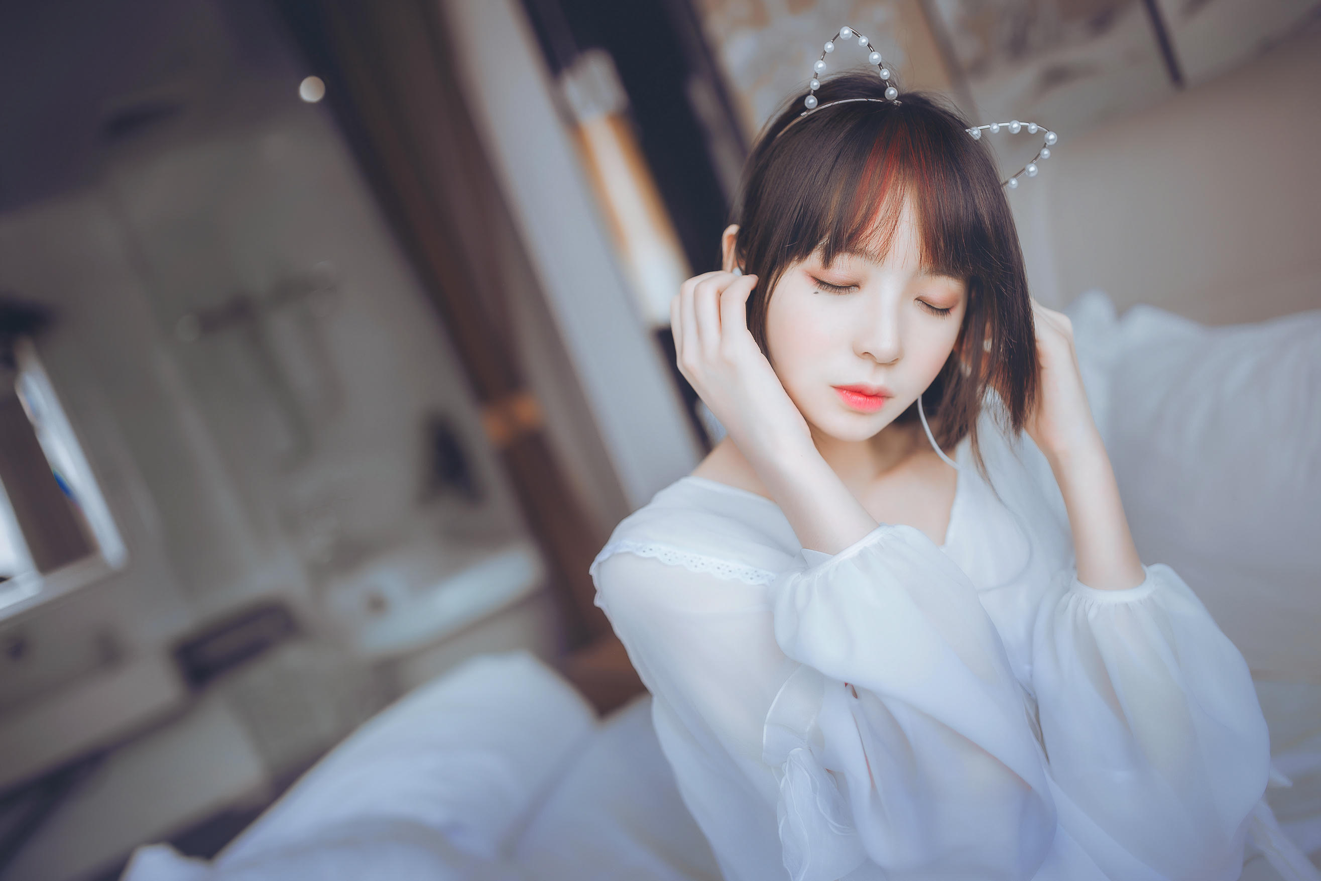 疯猫ss NO.002 白色睡衣 [24P-182MB]_第1集