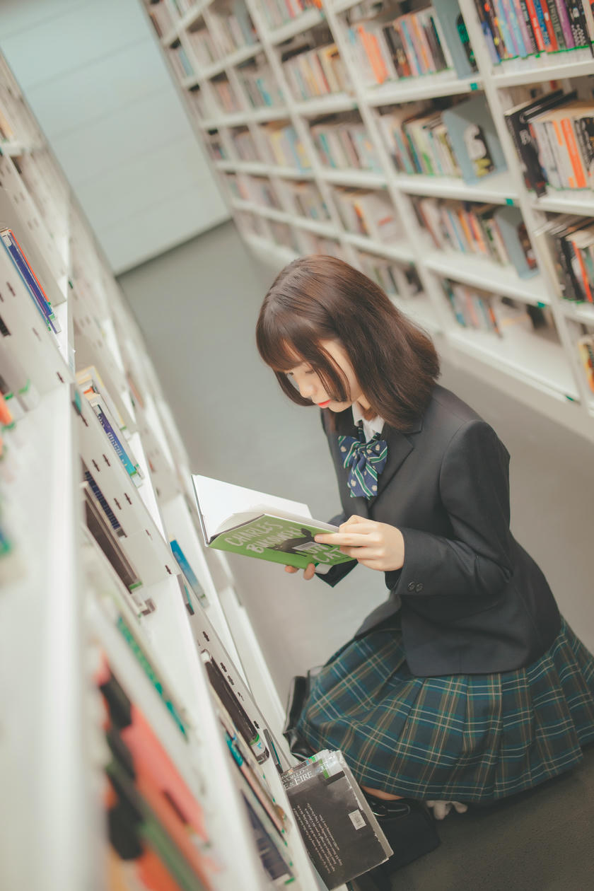 疯猫ss_FM.033[10P-10.02MB]_第1集