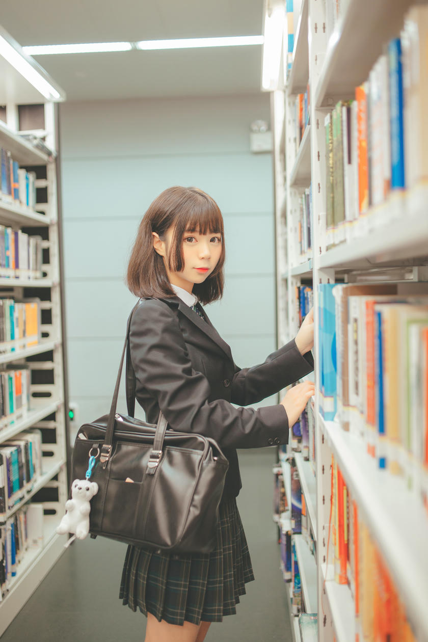 疯猫ss_FM.033[10P-10.02MB]_第1集