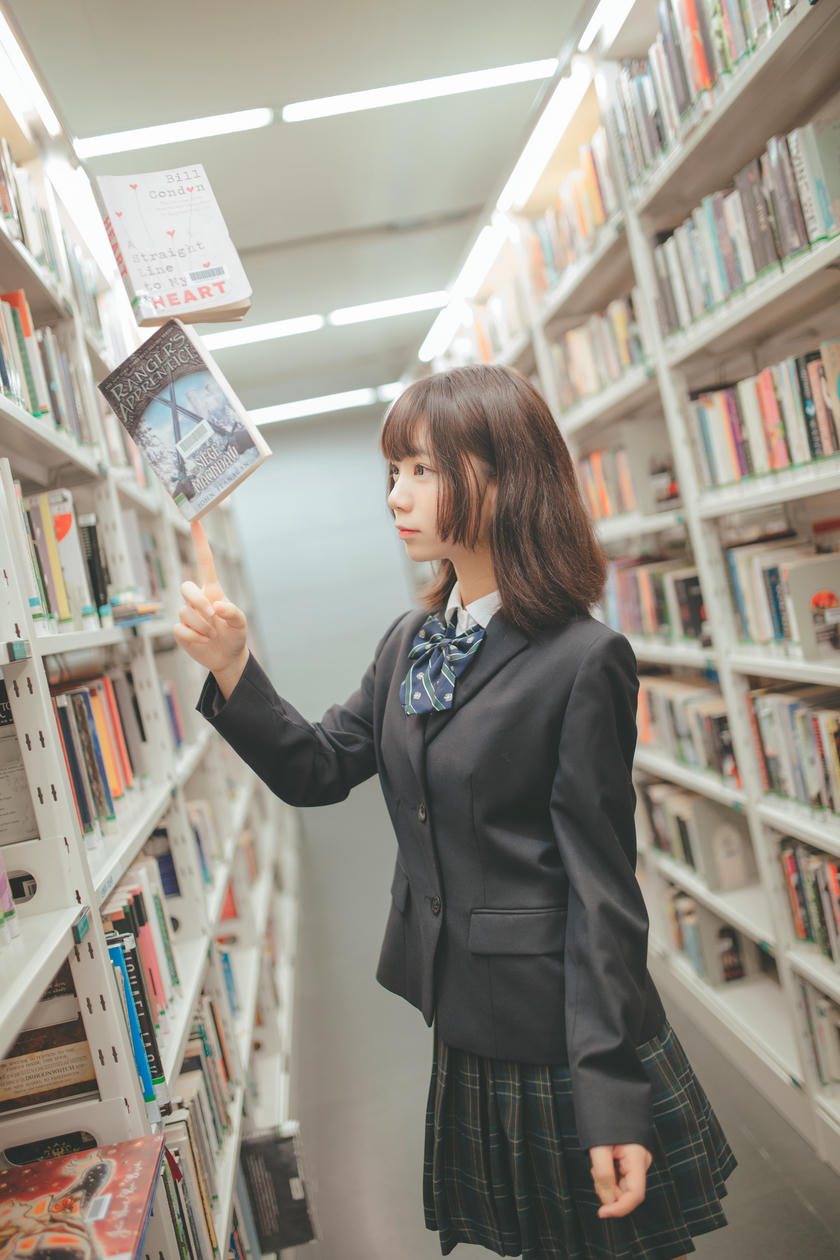 疯猫ss_FM.033[10P-10.02MB]_第1集