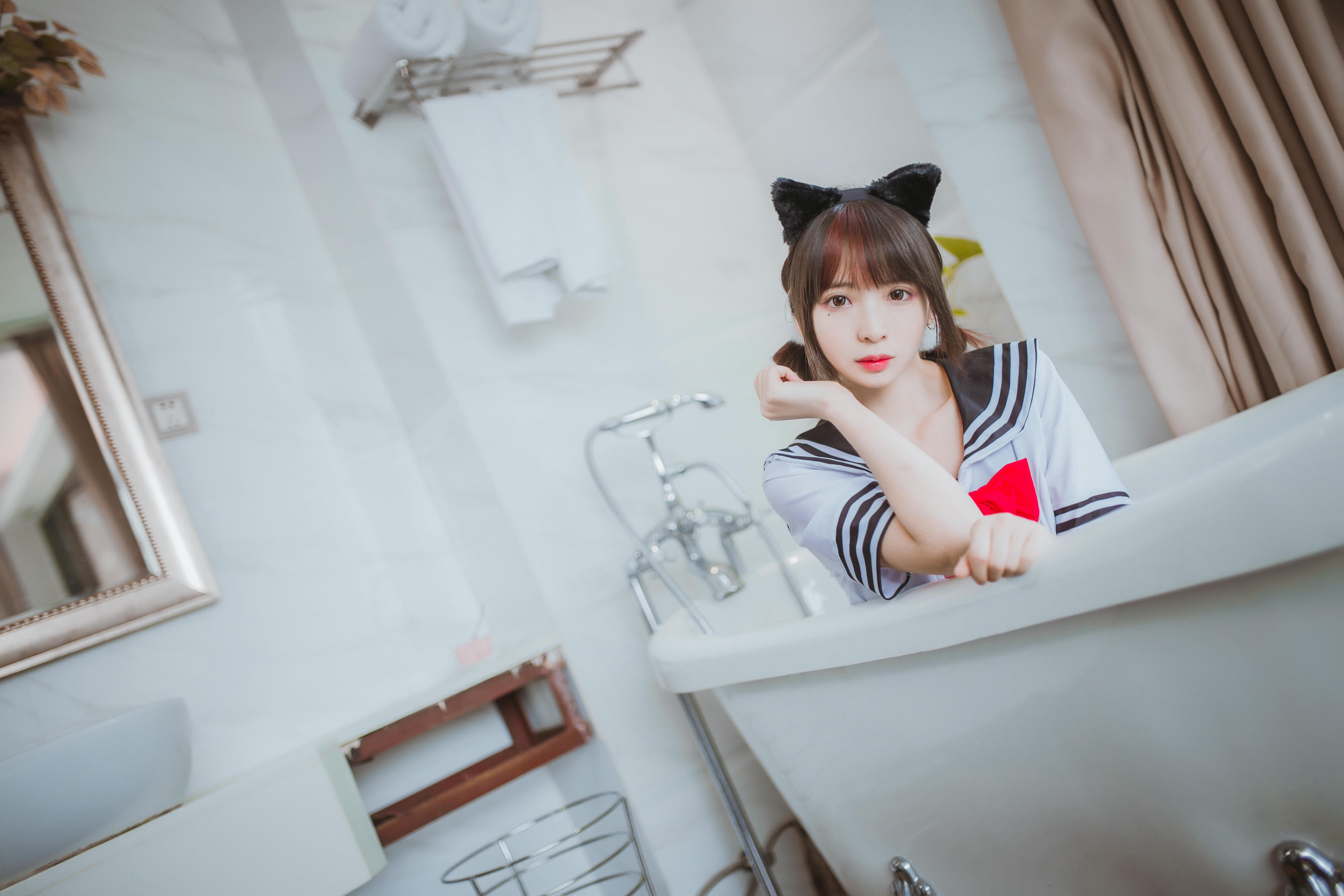 疯猫ss NO.028 死库水 [33P-225MB]_第1集