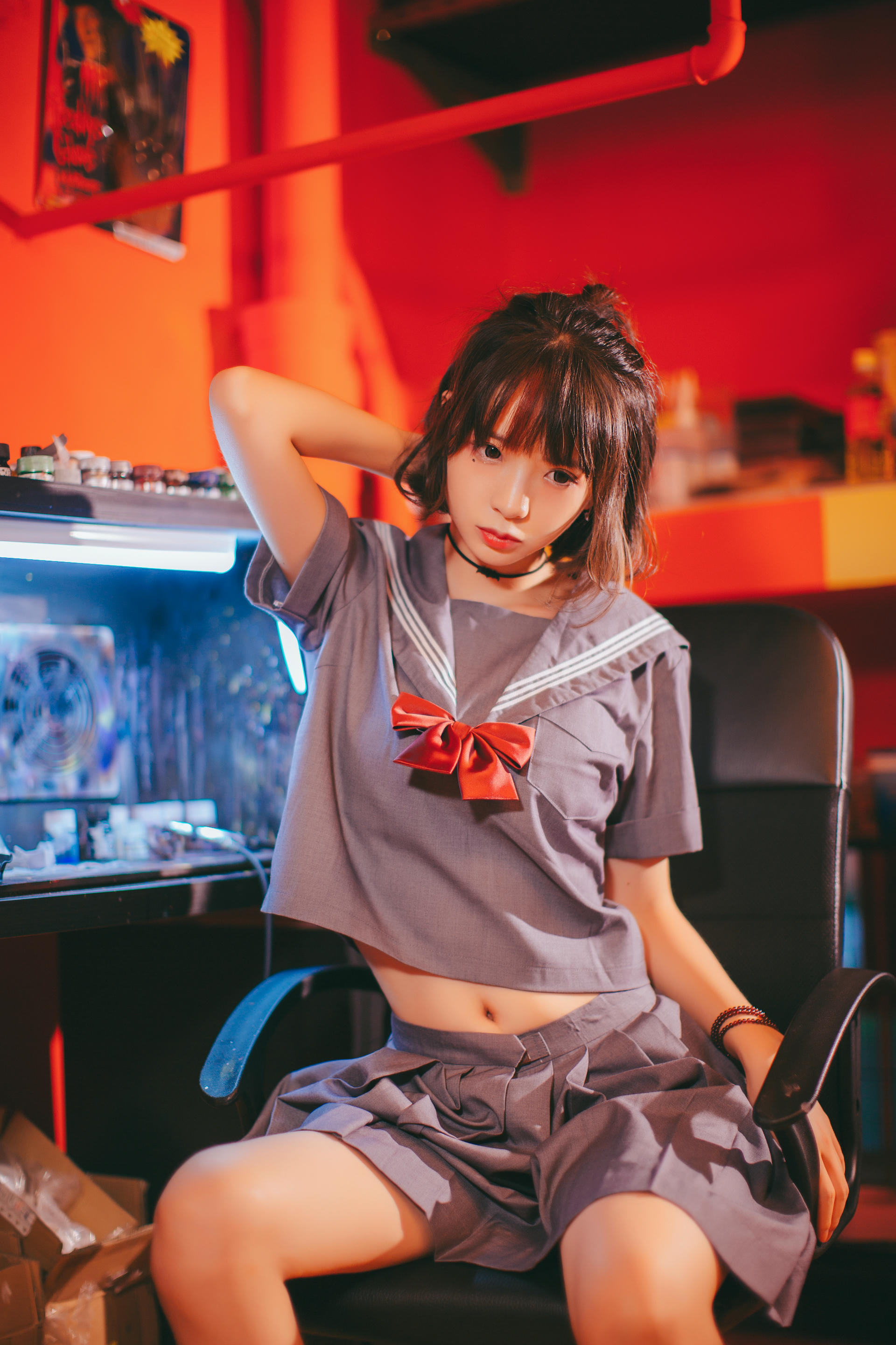 疯猫ss NO.004 被囚禁的少女 [44P-483MB]_第1集