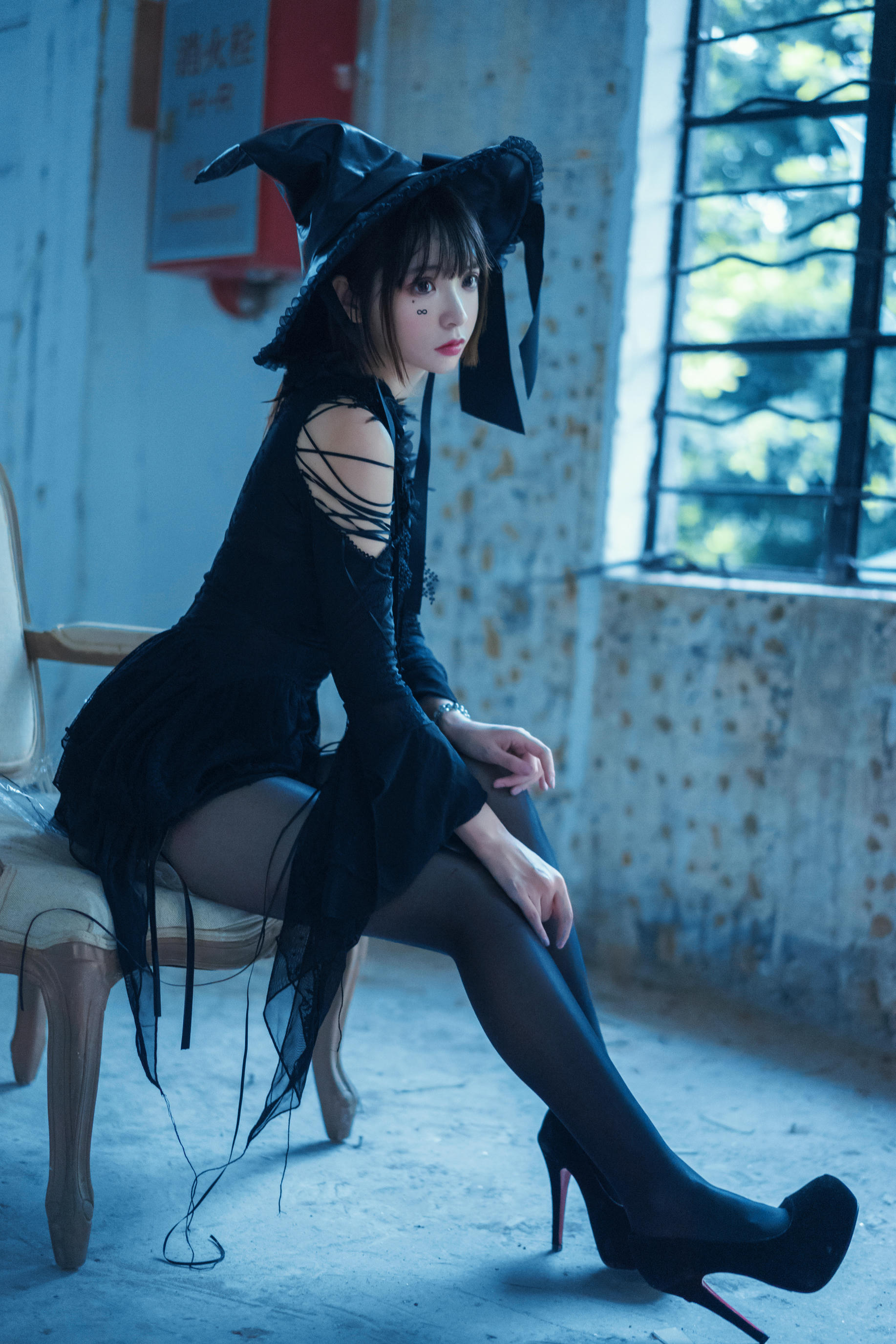 疯猫ss NO.044 魔女 [27P-386MB]_第1集