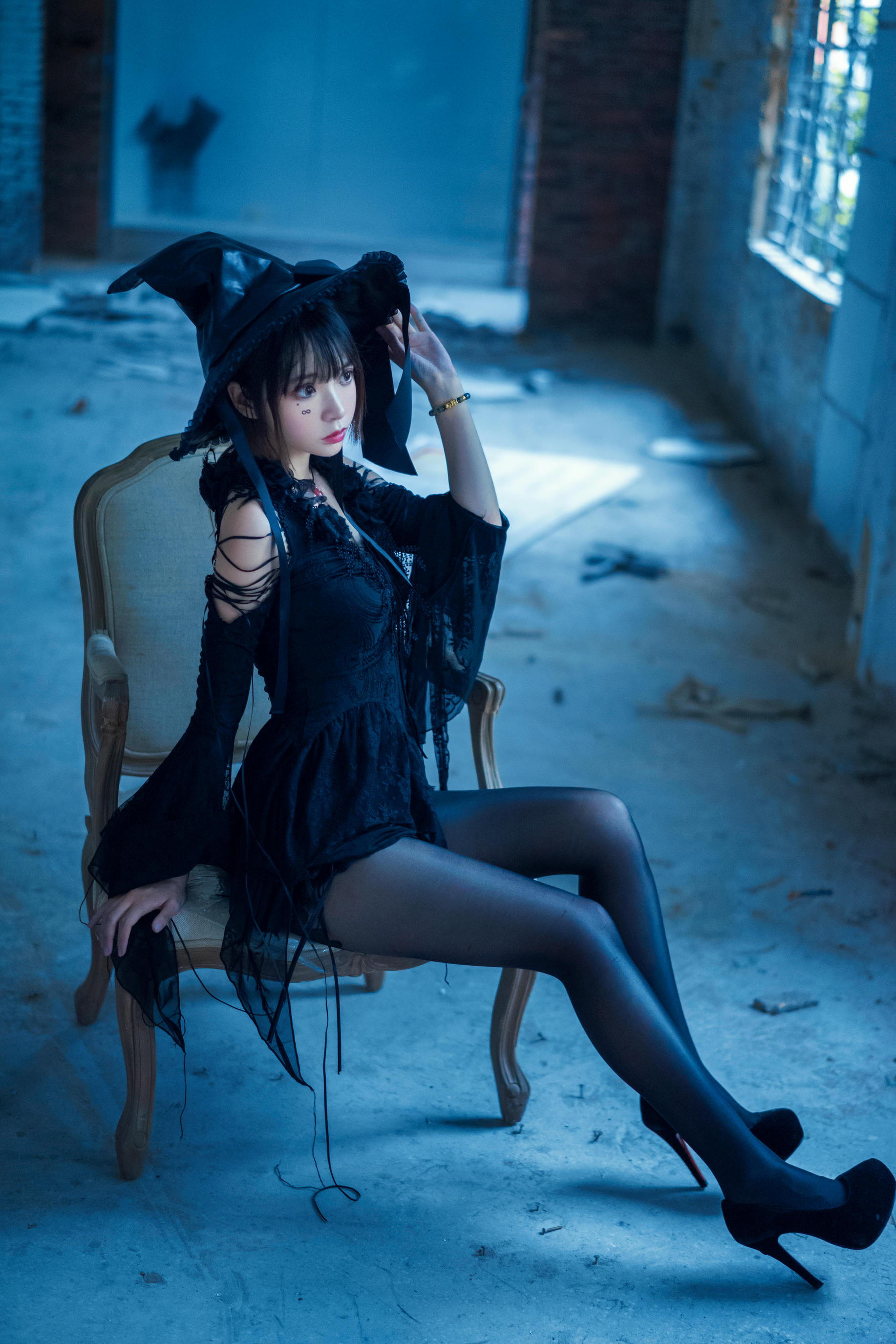 疯猫ss NO.044 魔女 [27P-386MB]_第1集