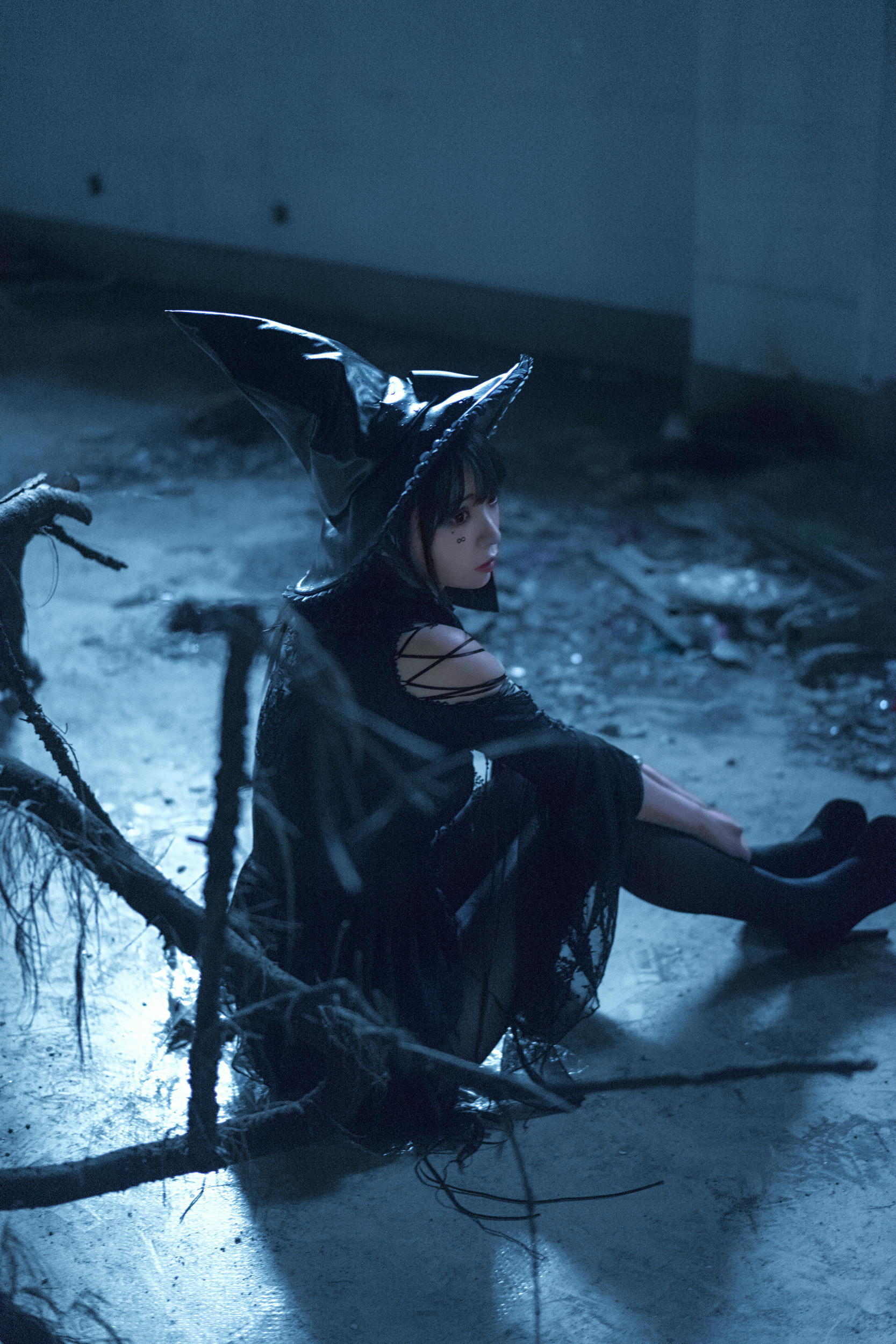 疯猫ss NO.044 魔女 [27P-386MB]_第1集