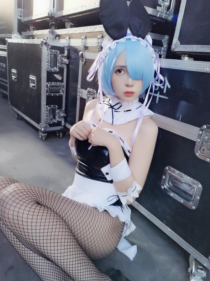 疯猫ss NO.054 50万粉丝福利 [50P-159MB]_第2集