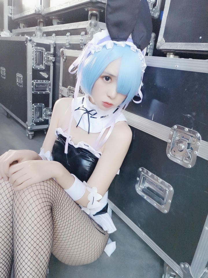 疯猫ss NO.054 50万粉丝福利 [50P-159MB]_第2集