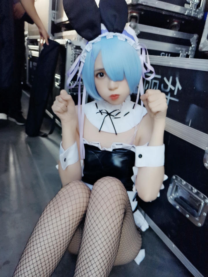 疯猫ss NO.054 50万粉丝福利 [50P-159MB]_第2集