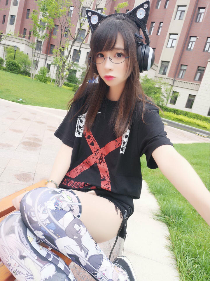 疯猫ss NO.089 直播自拍 [40P-131MB]_第2集