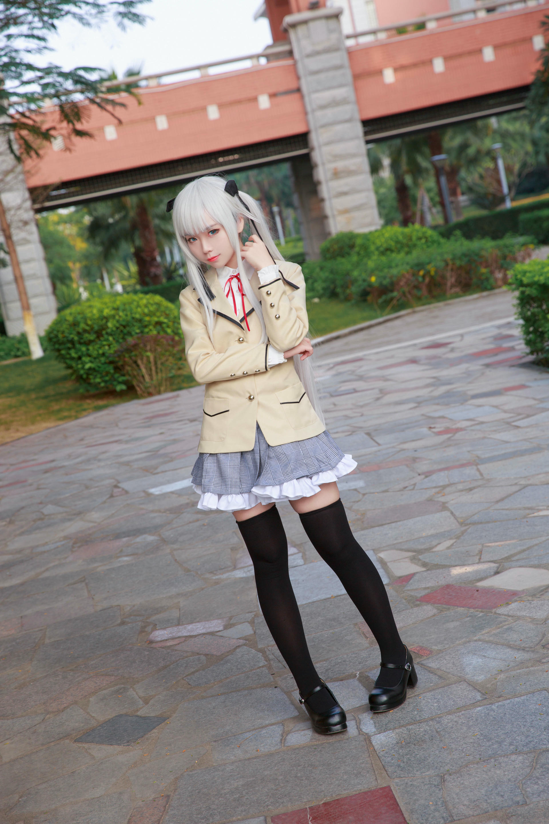 G44不会受伤 NO.016 雾枝校服 [19P-44MB]_第1集