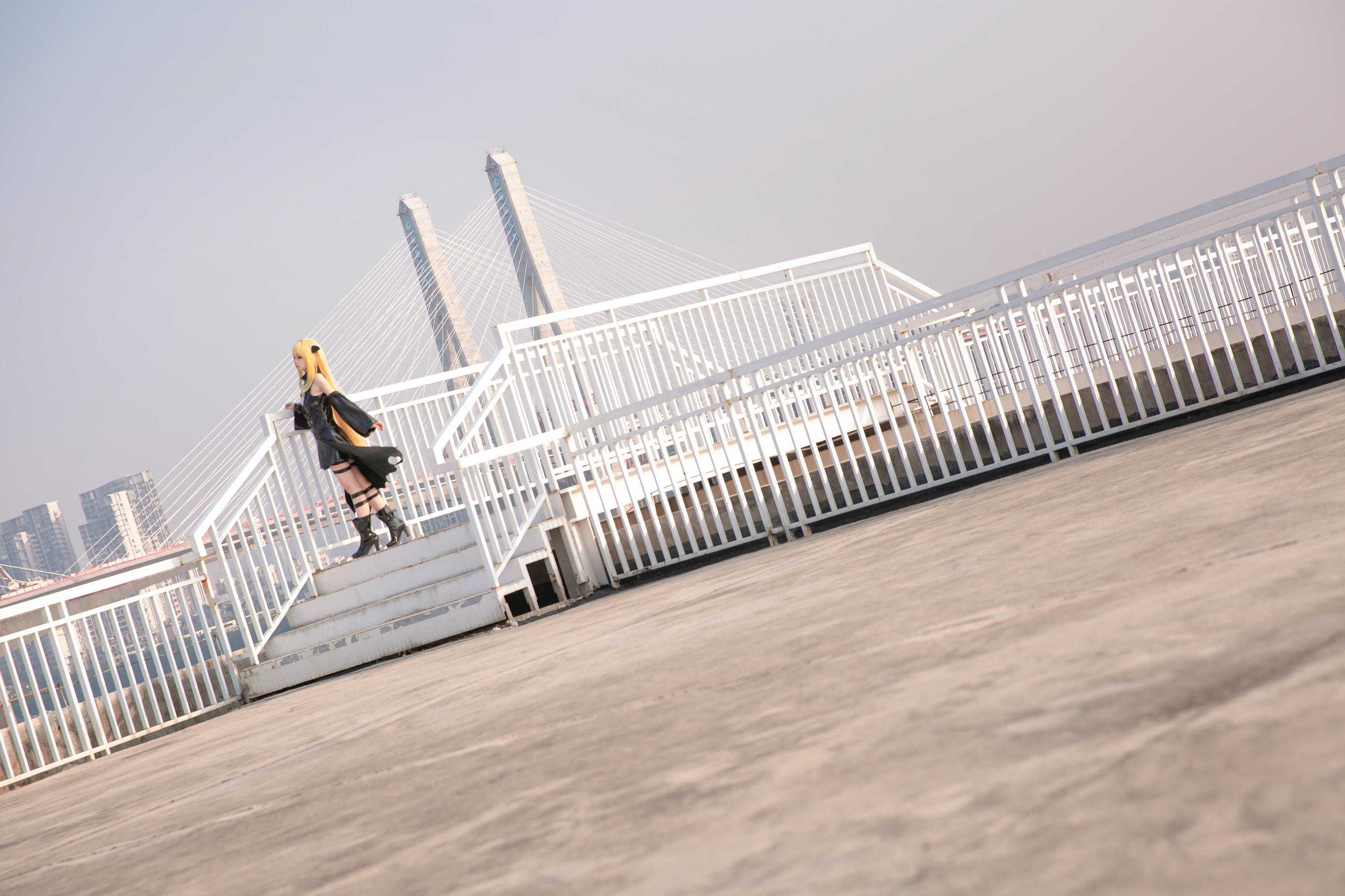 G44不会受伤 NO.040 小暗常服 [19P-178MB]_第1集