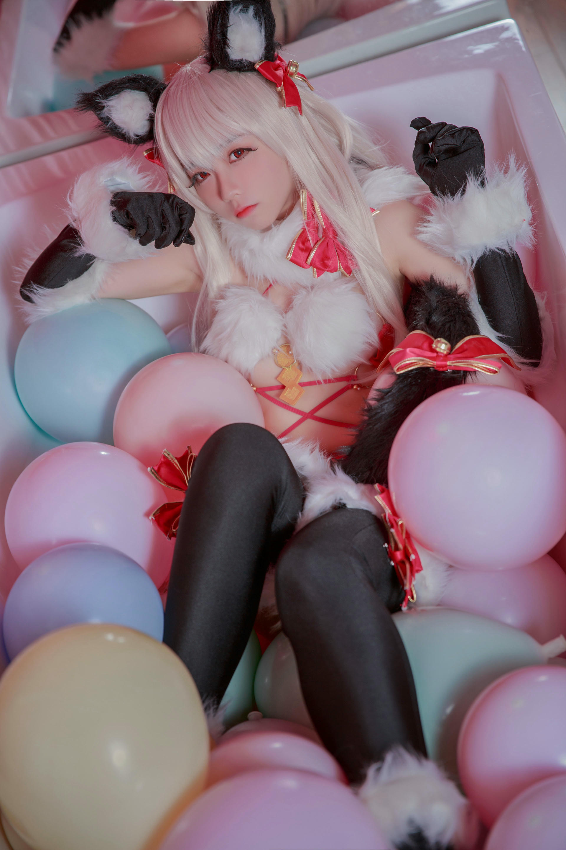 G44不会受伤 NO.053 魔法少女伊莉雅 危险野兽 [19P-54MB]_第1集