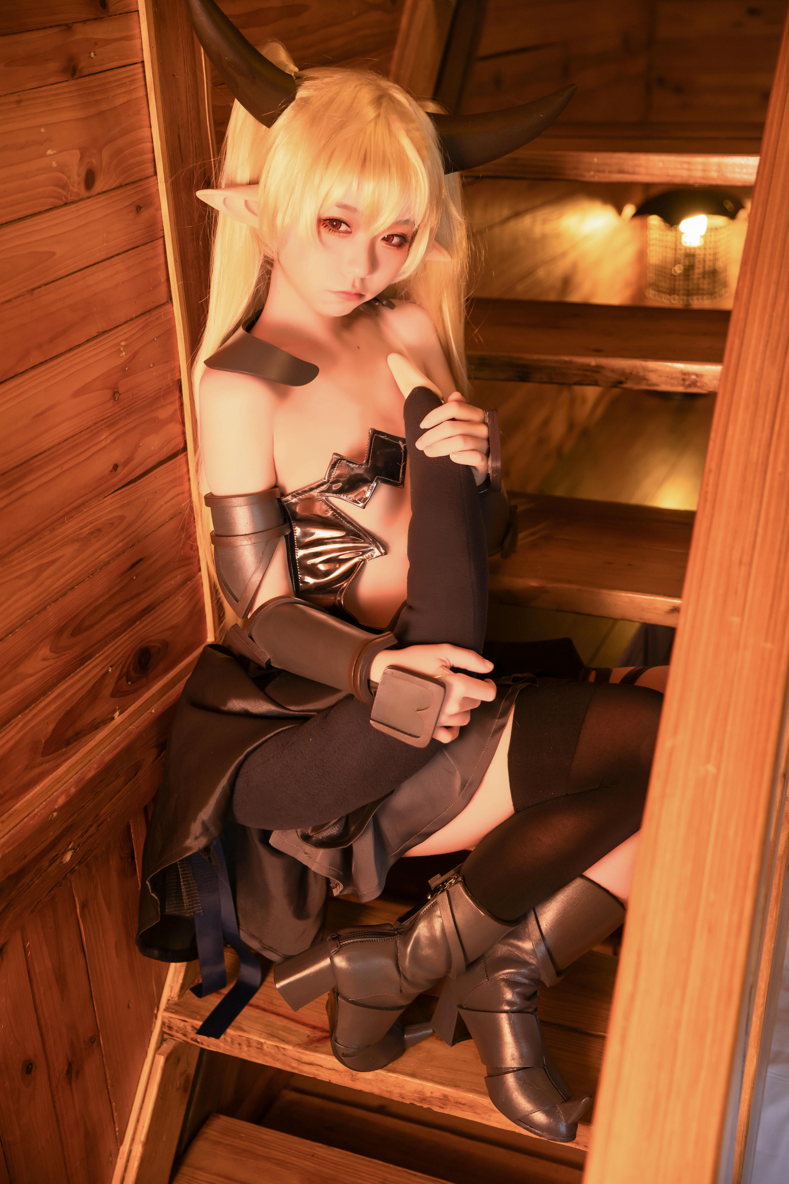 G44不会受伤 NO.056 異世界魔王と召喚少女の奴隷魔術库尔姆 [16P-201MB]_第1集