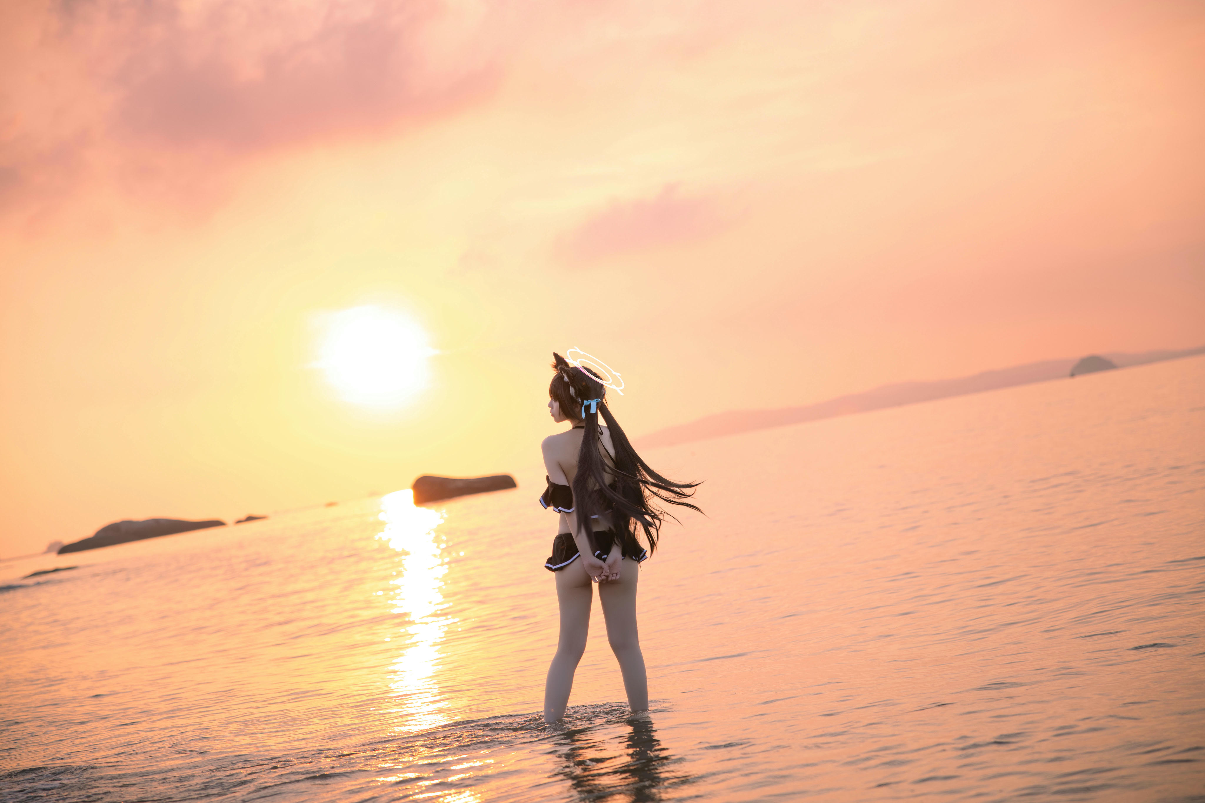 G44不会受伤 NO.084 碧蓝档案 黑见芹香泳装[20P 161MB]_第1集