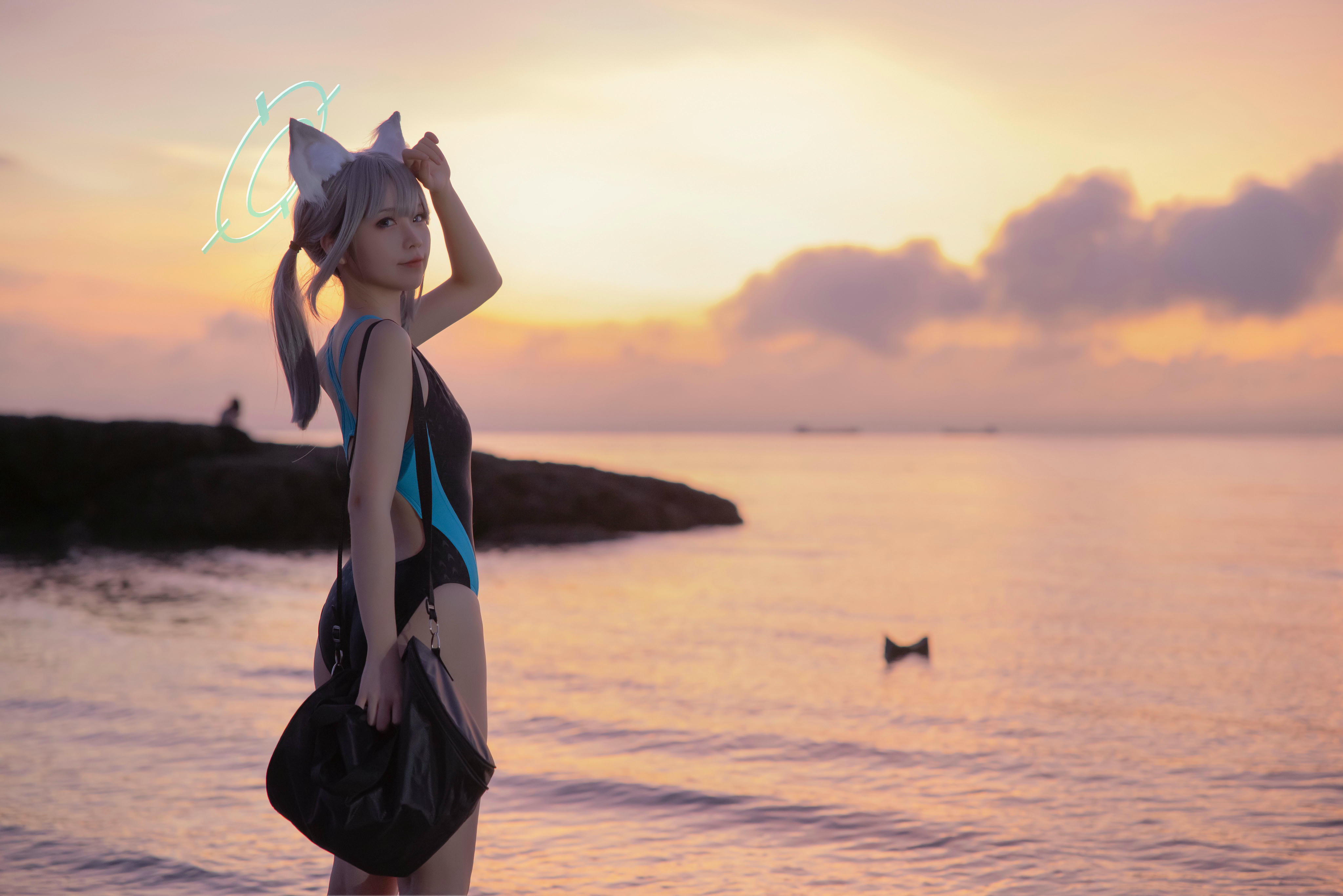 G44不会受伤 NO.088 碧蓝档案 砂狼白子泳装 [26P 287MB]_第1集