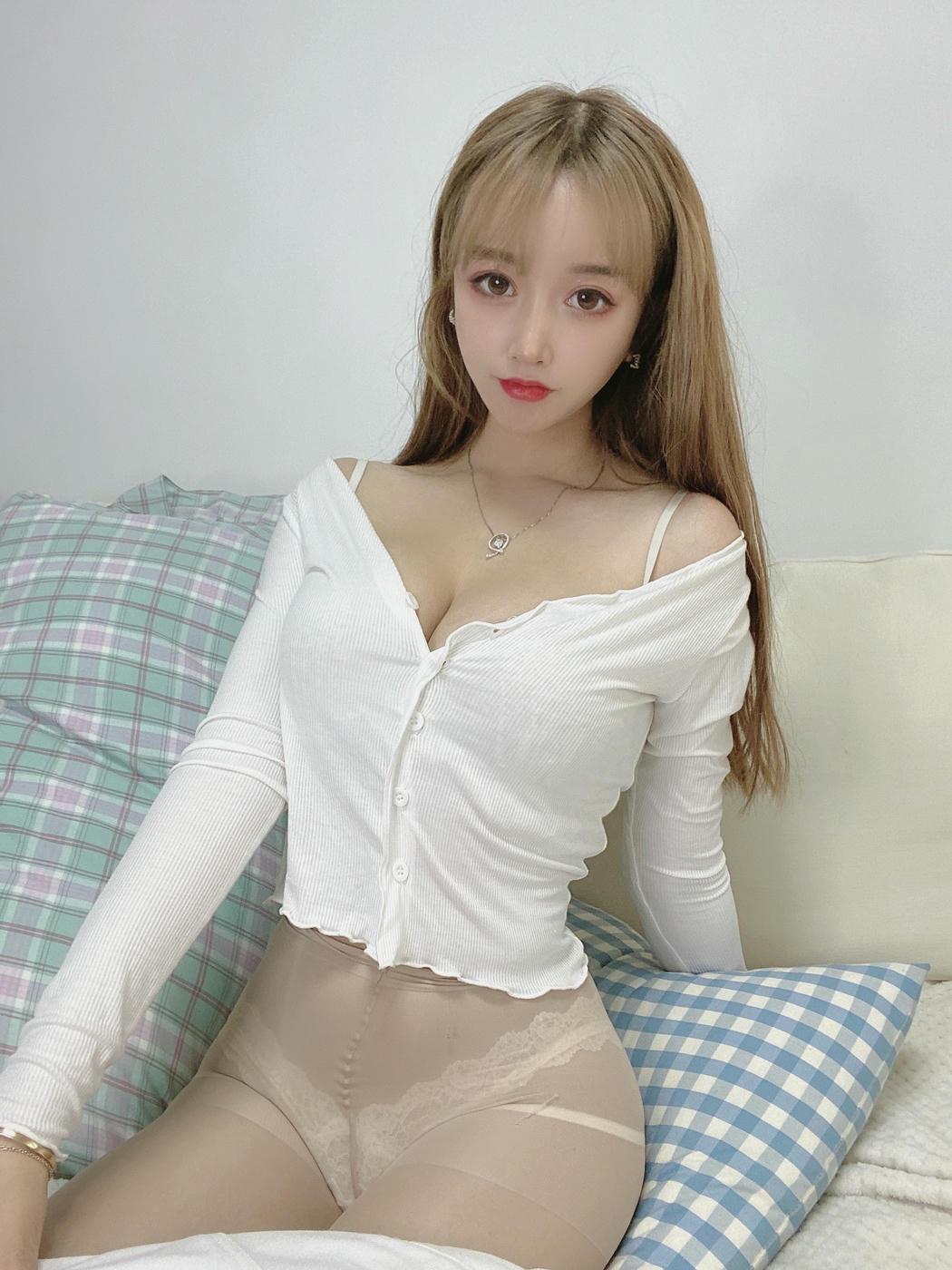 过期米线线喵 NO.101 肉丝妹妹 [47P-73MB]_第1集