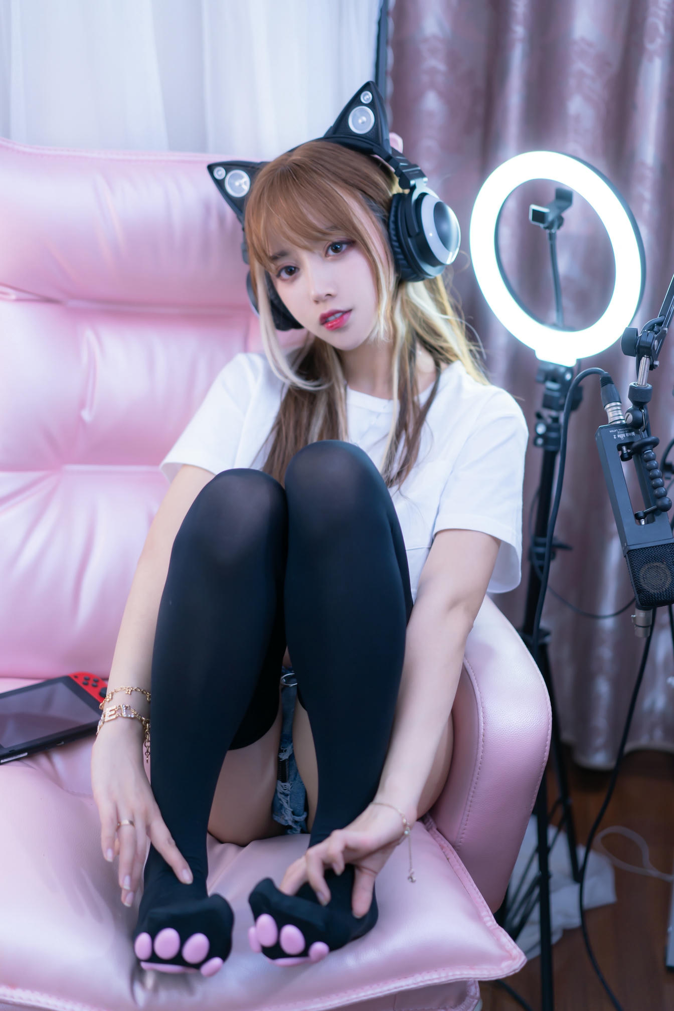 过期米线线喵 NO.108 电竞猫咪 [74P-141MB]_第1集