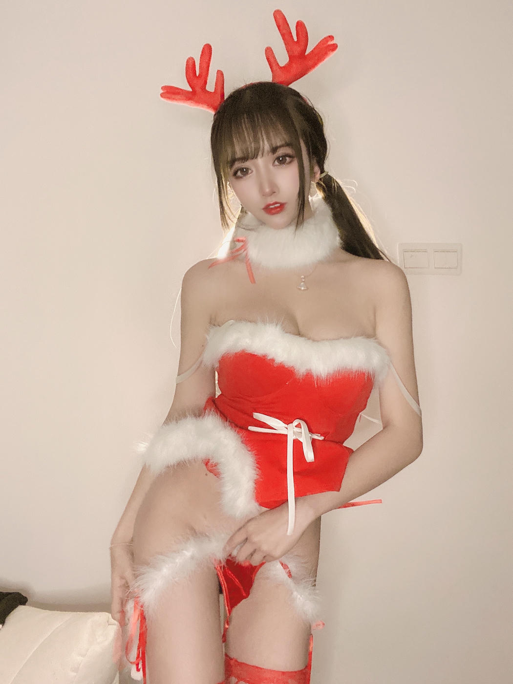 过期米线线喵 NO.109 圣诞特辑 [39P1V-428MB]_第1集