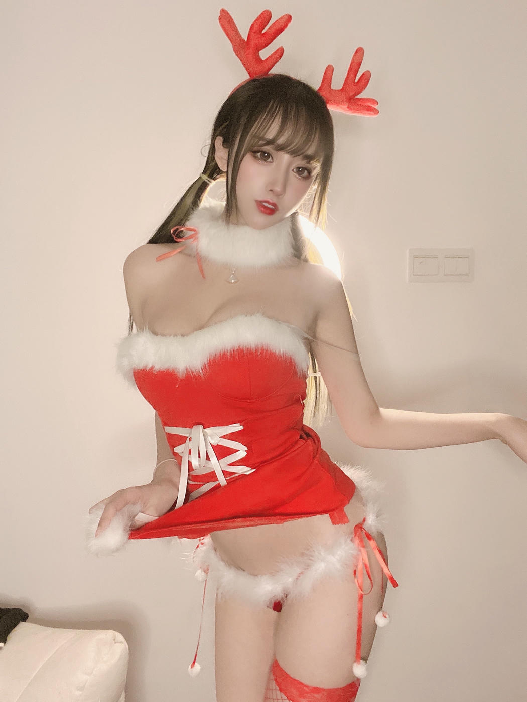 过期米线线喵 NO.109 圣诞特辑 [39P1V-428MB]_第1集