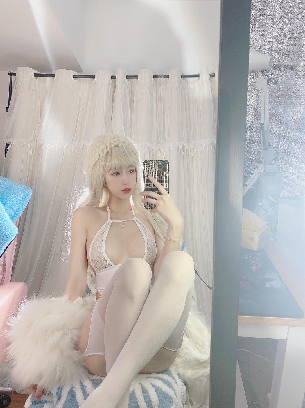 过期米线线喵 NO.111 白月光 [40P-75MB]_第2集