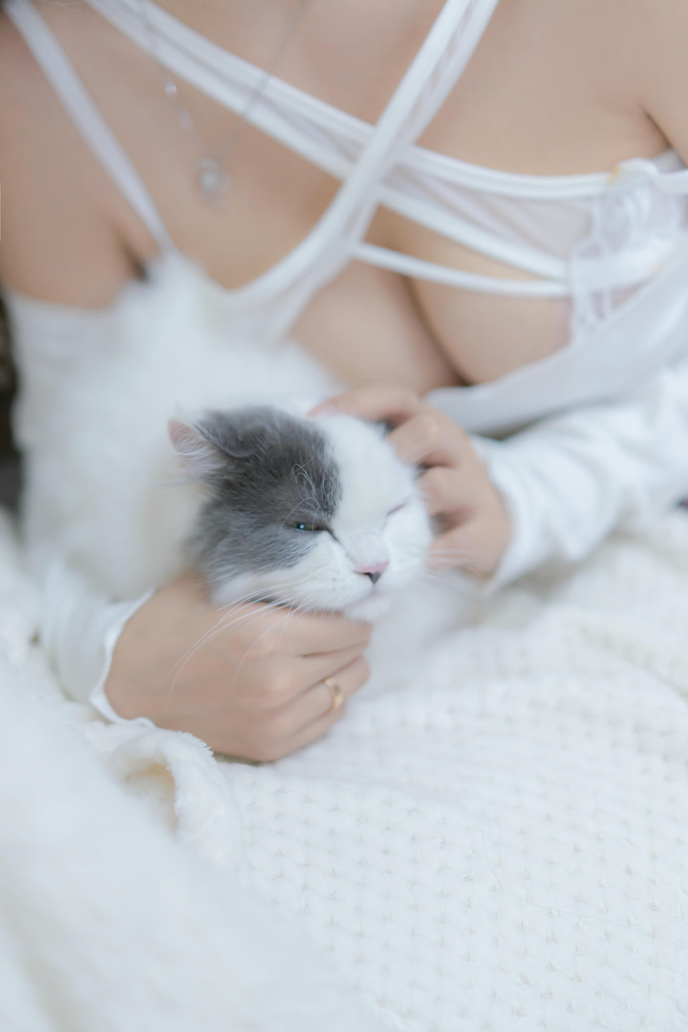 过期米线线喵 NO.114 我和猫 [90P-114MB]_第2集