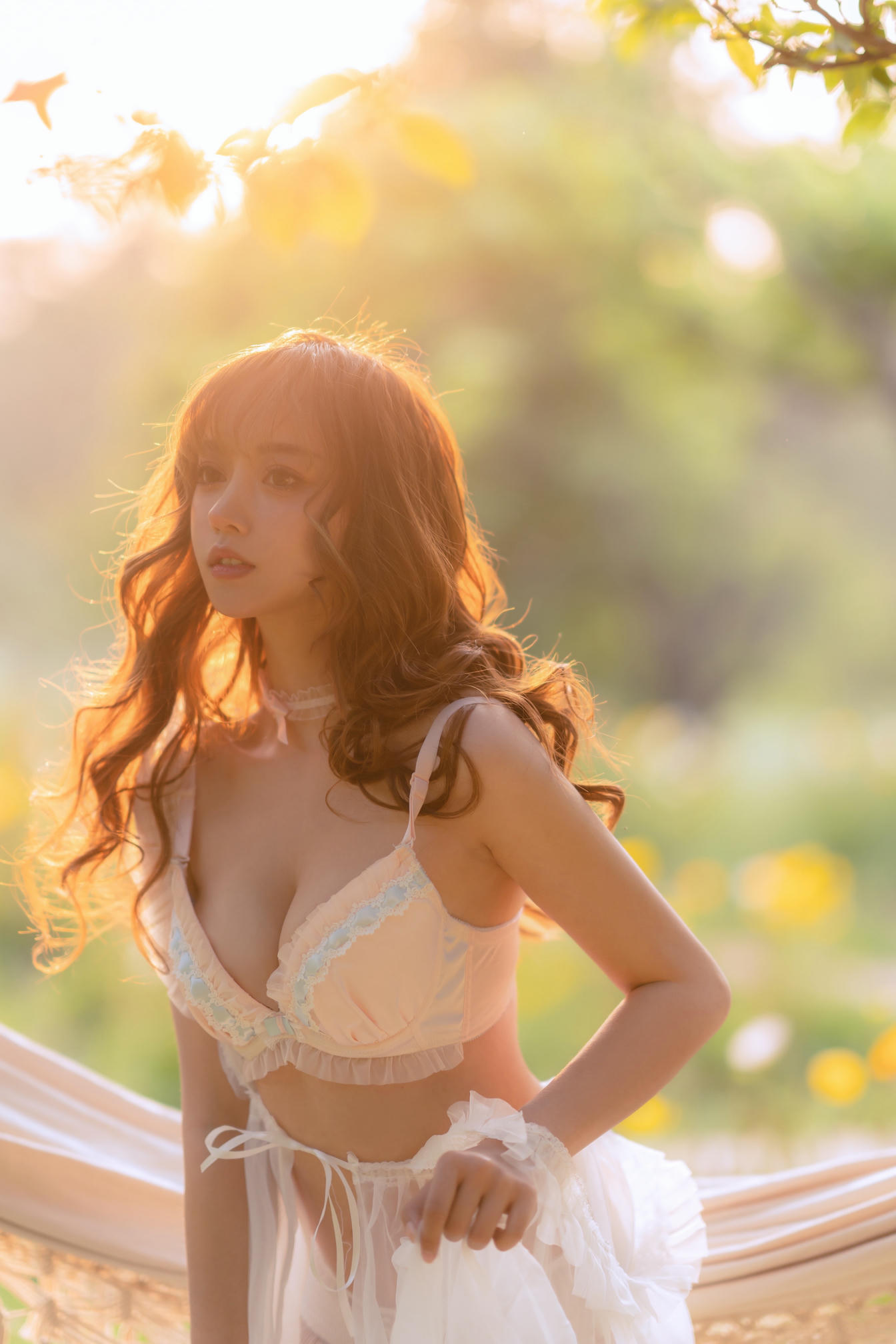 过期米线线喵 NO.121 夏日限定 – 吊床 [52P-95MB]_第2集