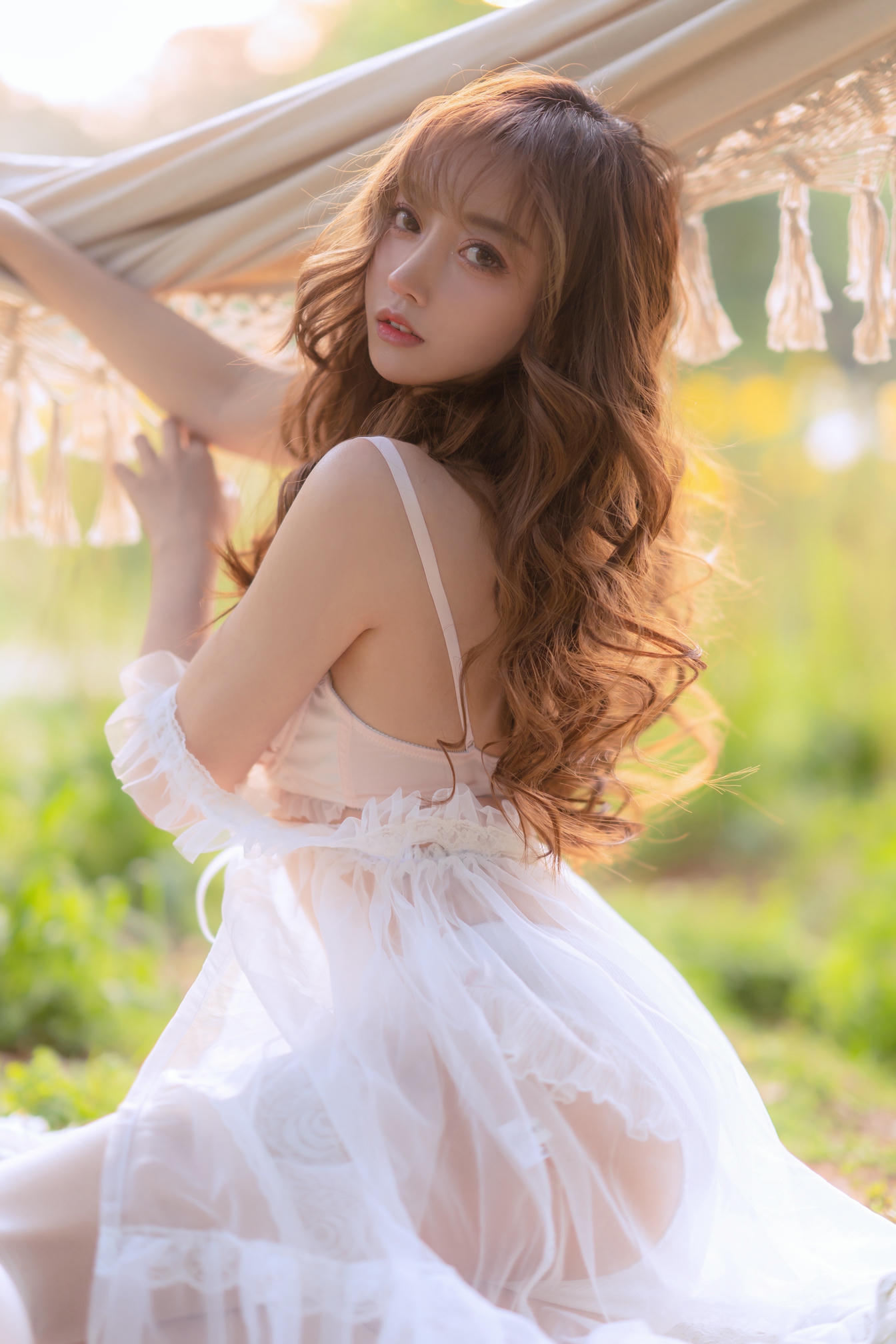 过期米线线喵 NO.121 夏日限定 – 吊床 [52P-95MB]_第3集