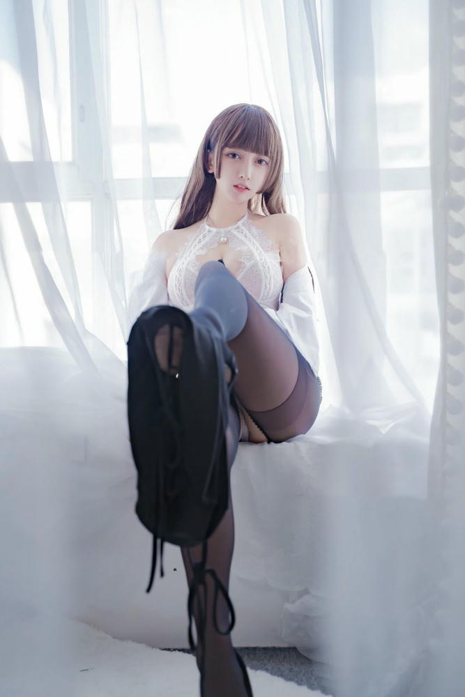 过期米线线喵 NO.132 小秘书 [37P 30M]_第1集