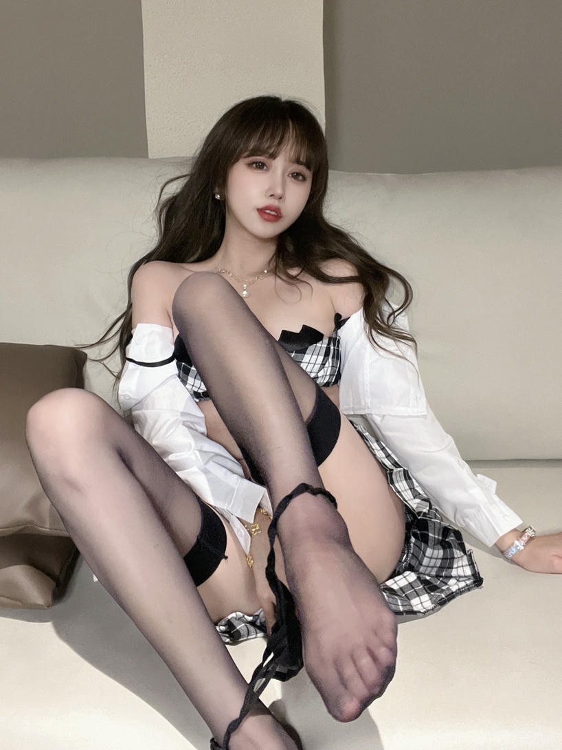 过期米线线喵 NO.146 优等生 [26P-39MB]_第1集