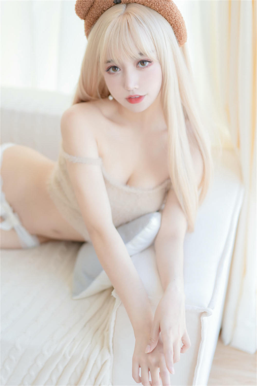 过期米线线喵 NO.148 小熊软糖 [66P 117MB]_第1集