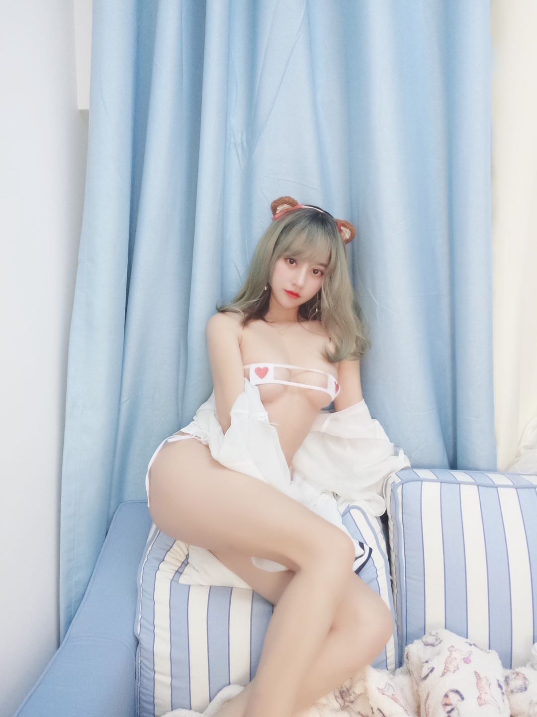 过期米线线喵 NO.004 白色耳兽 [18P-1MB]_第1集