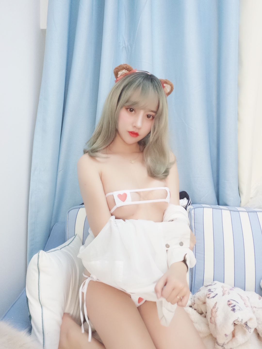 过期米线线喵 NO.004 白色耳兽 [18P-1MB]_第1集