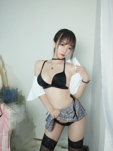 过期米线线喵 NO.044 直播间齐b [16P-19MB]_第1集