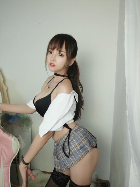 过期米线线喵 NO.044 直播间齐b [16P-19MB]_第1集