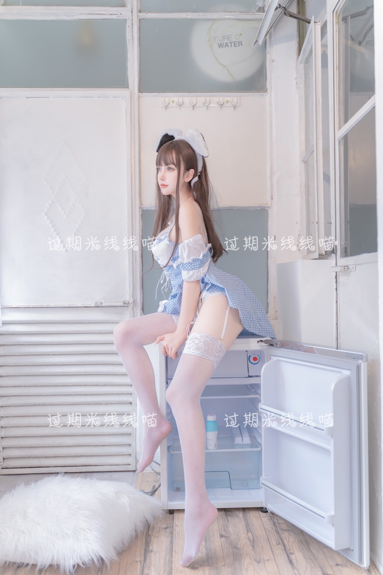 过期米线线喵 NO.046 蓝白 [55P-106MB]_第2集