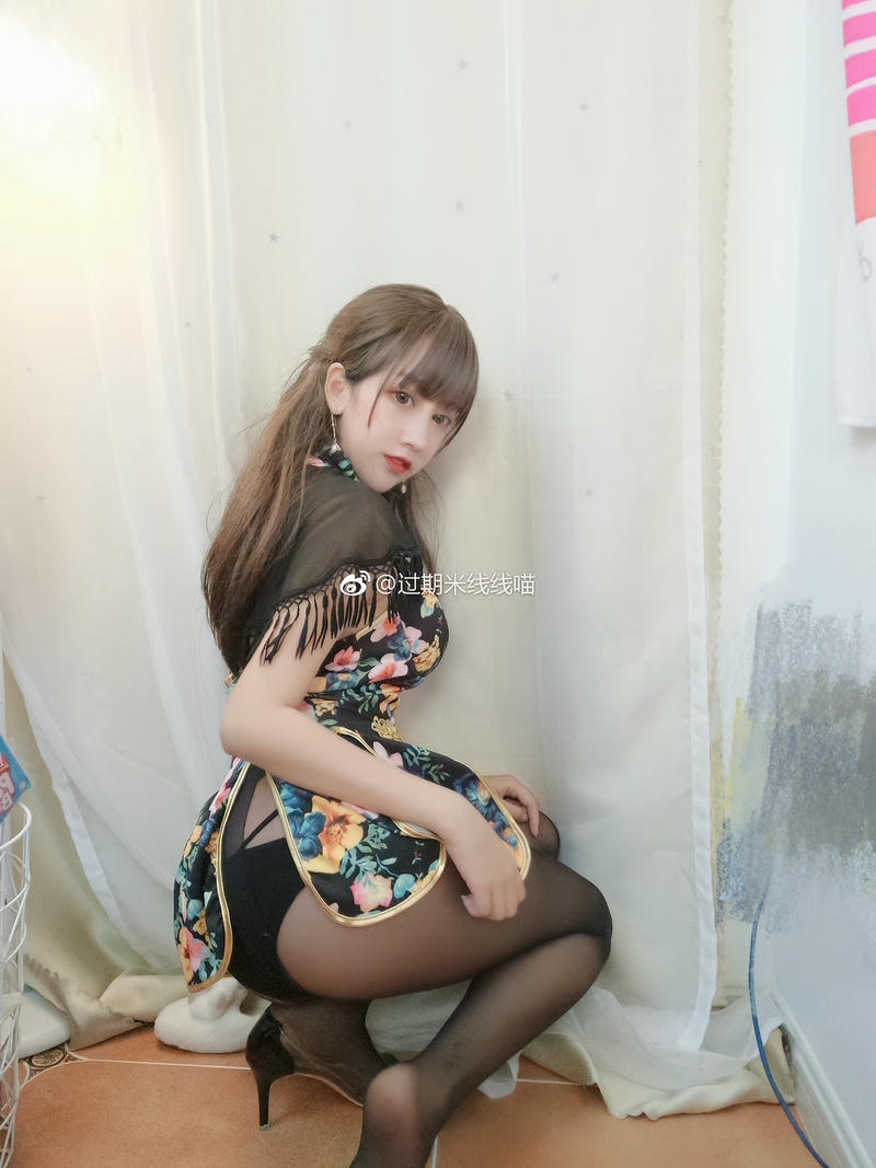 过期米线线喵 NO.048 披肩 [17P-32MB]_第1集