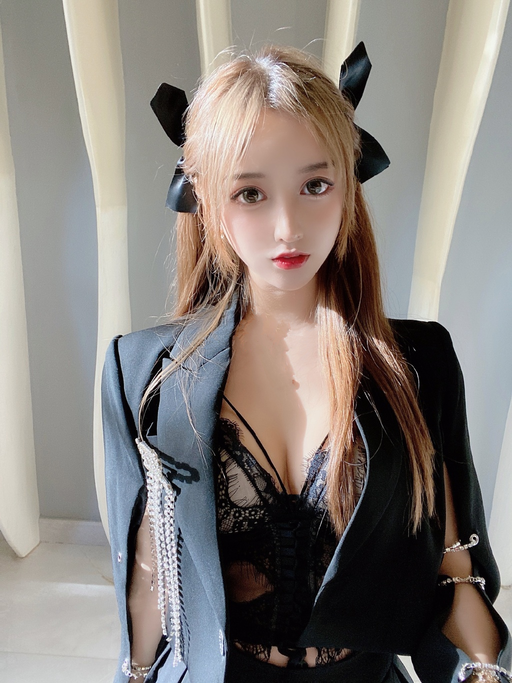 过期米线线喵 NO.005 9月微博无水印图 [25P-46MB]_第1集