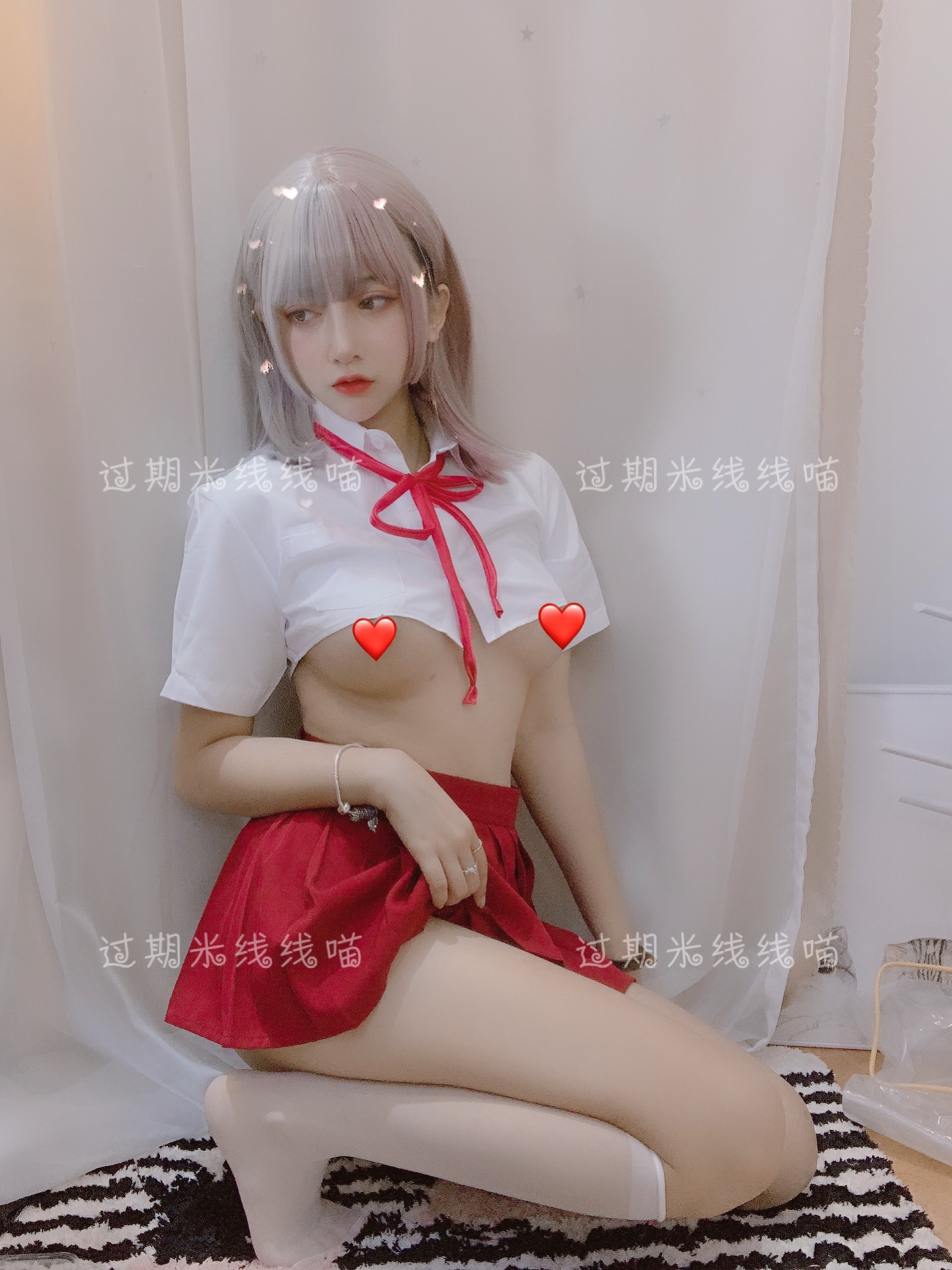 过期米线线喵 NO.052 红色JK [17P-6MB]_第1集