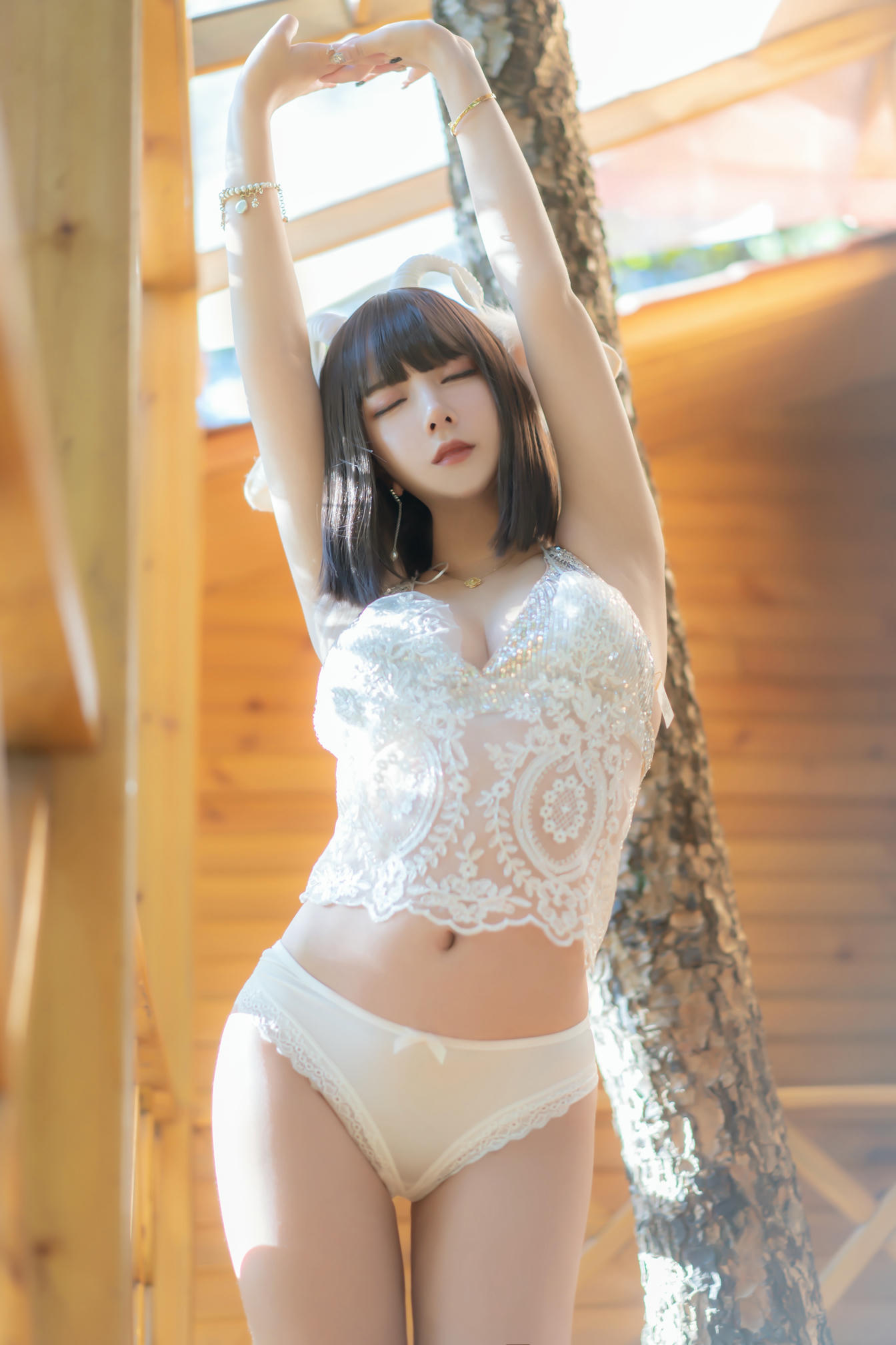 过期米线线喵 NO.069 小羊 [66P-101MB]_第1集