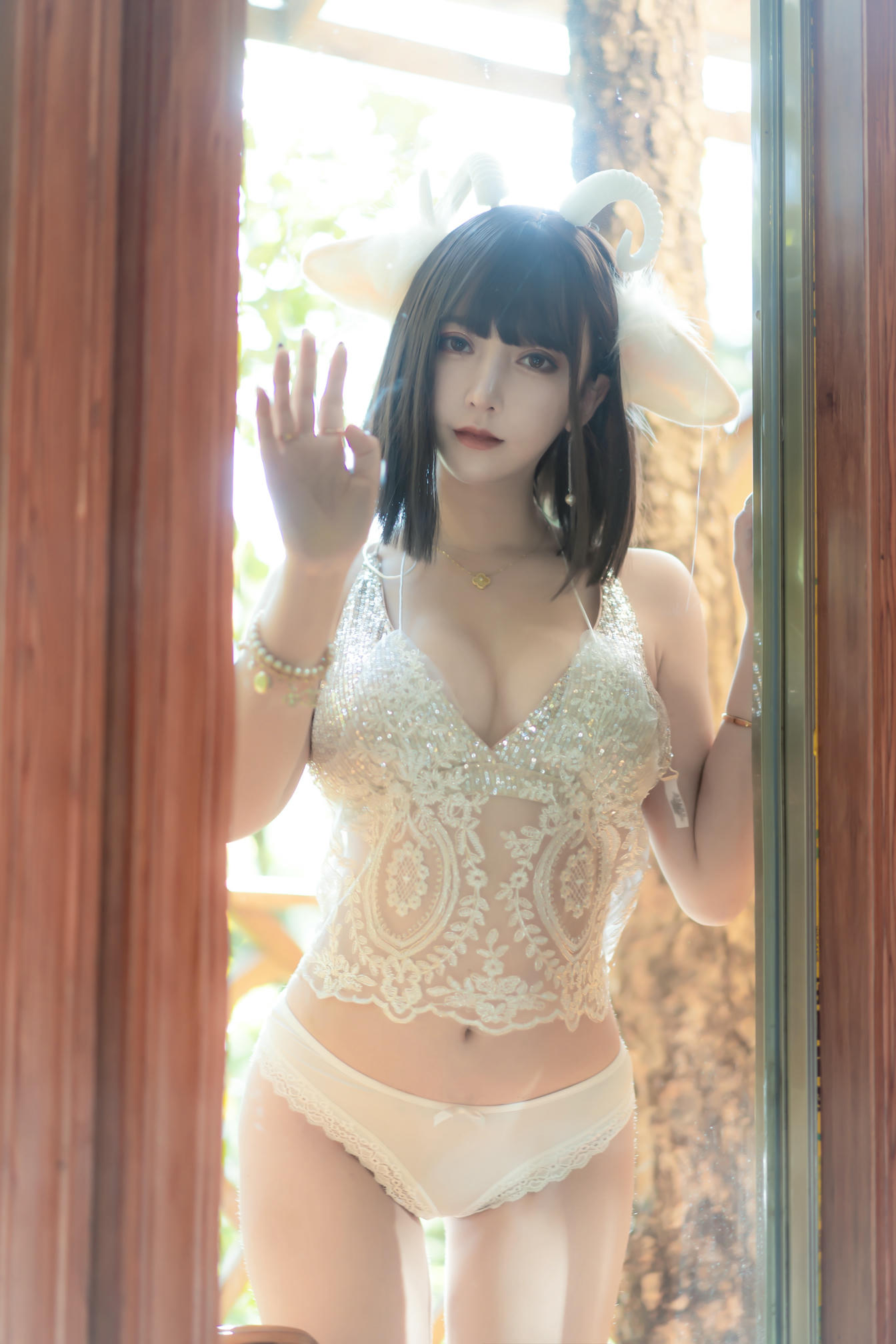 过期米线线喵 NO.069 小羊 [66P-101MB]_第1集