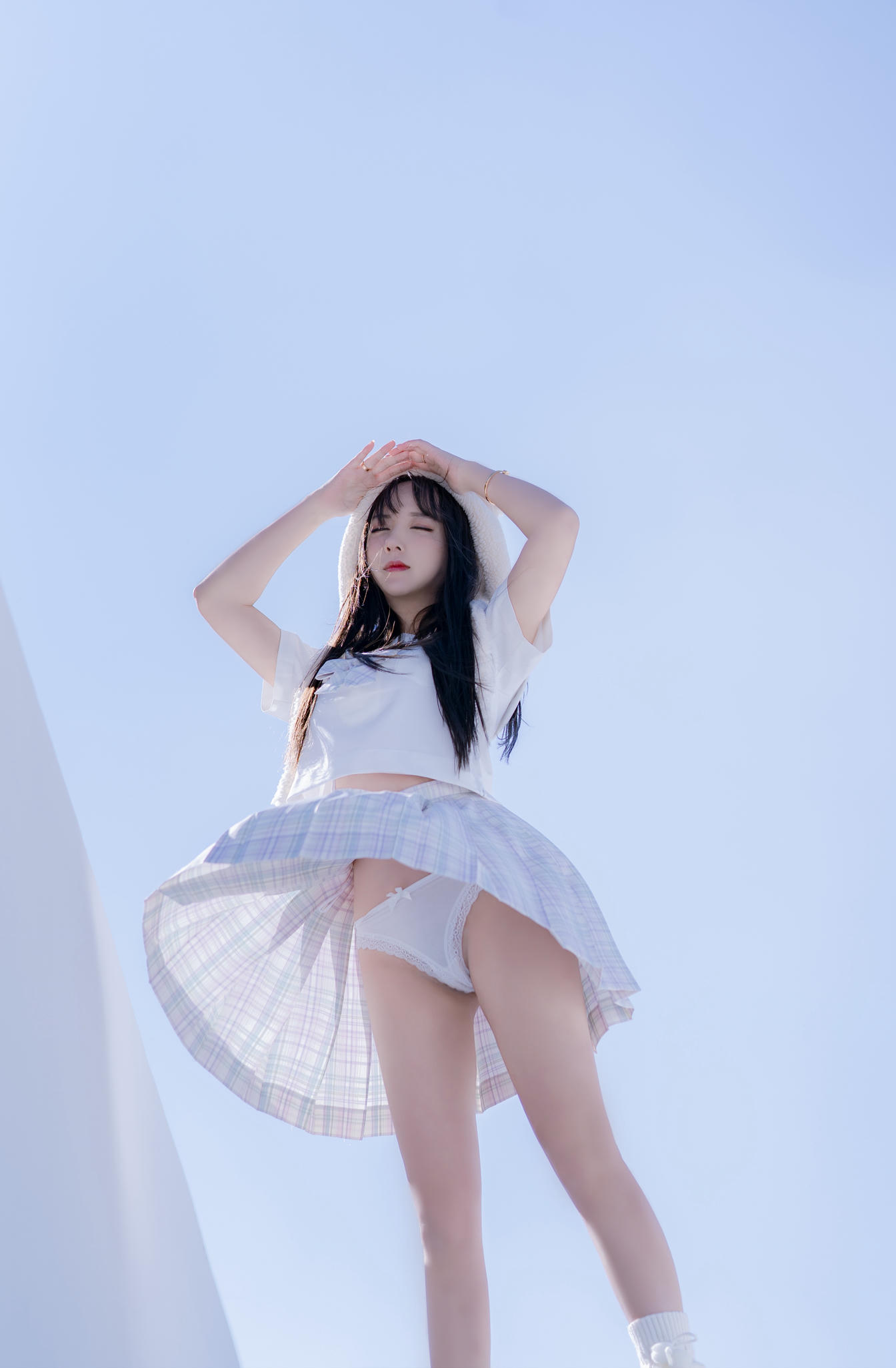 过期米线线喵 NO.070 天台JK [58P-86MB]_第1集