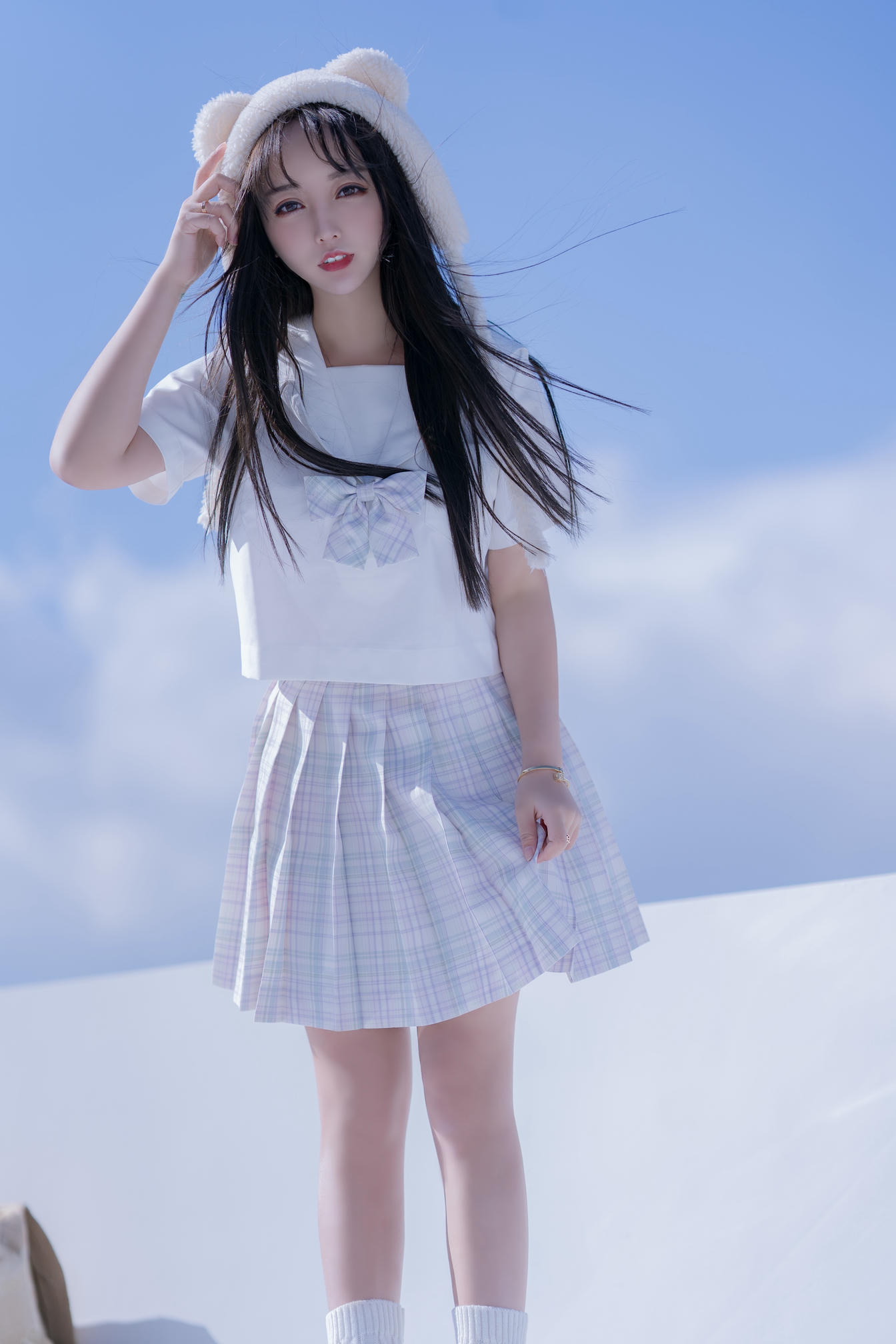 过期米线线喵 NO.070 天台JK [58P-86MB]_第2集