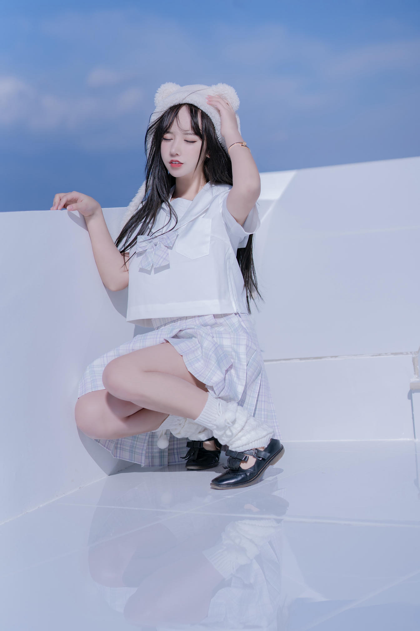 过期米线线喵 NO.070 天台JK [58P-86MB]_第2集